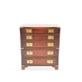 Commode de campagne ancienne de style militaire