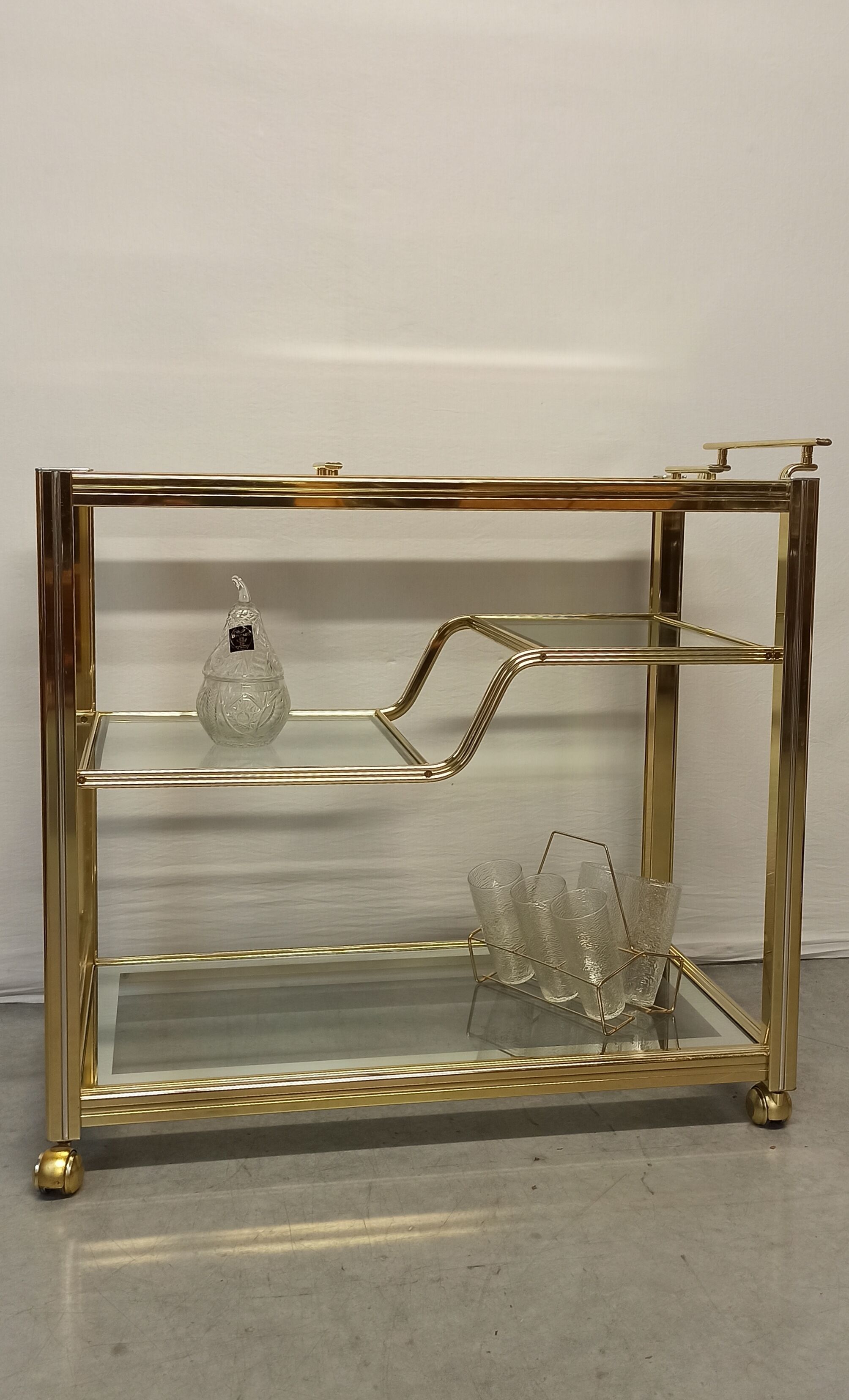 Vintage brass bar service