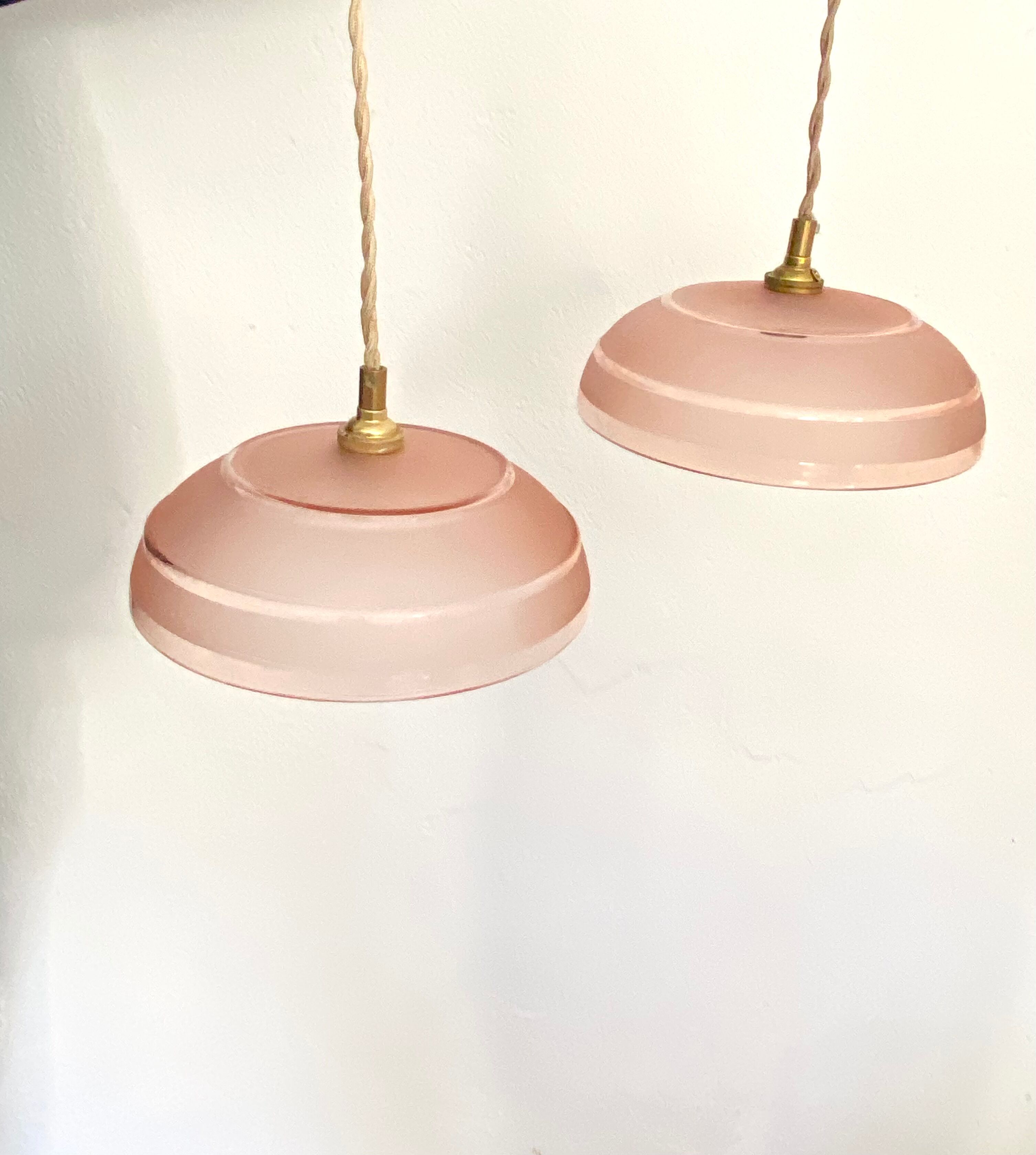 Pink glass suspension, fabric cable, ceramic ceiling lamp
