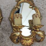 Paire d'appliques en bronze doré et miroir de style Louis XV