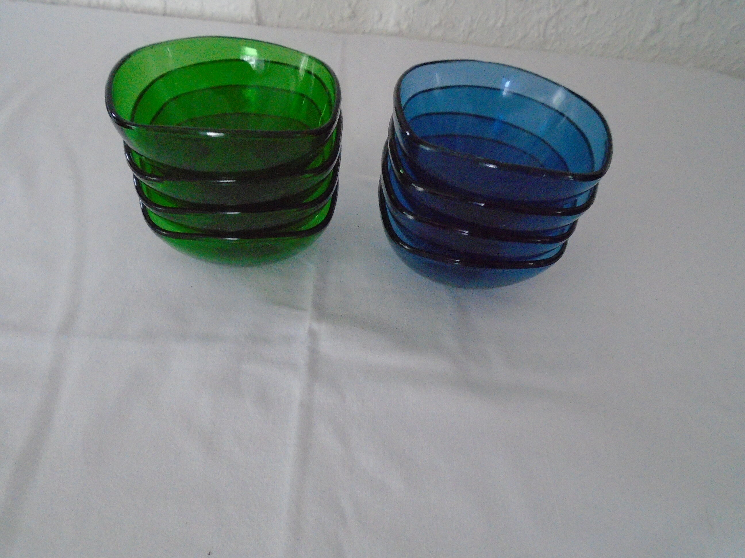 8 Vereco ramekin cups blue - vintage green