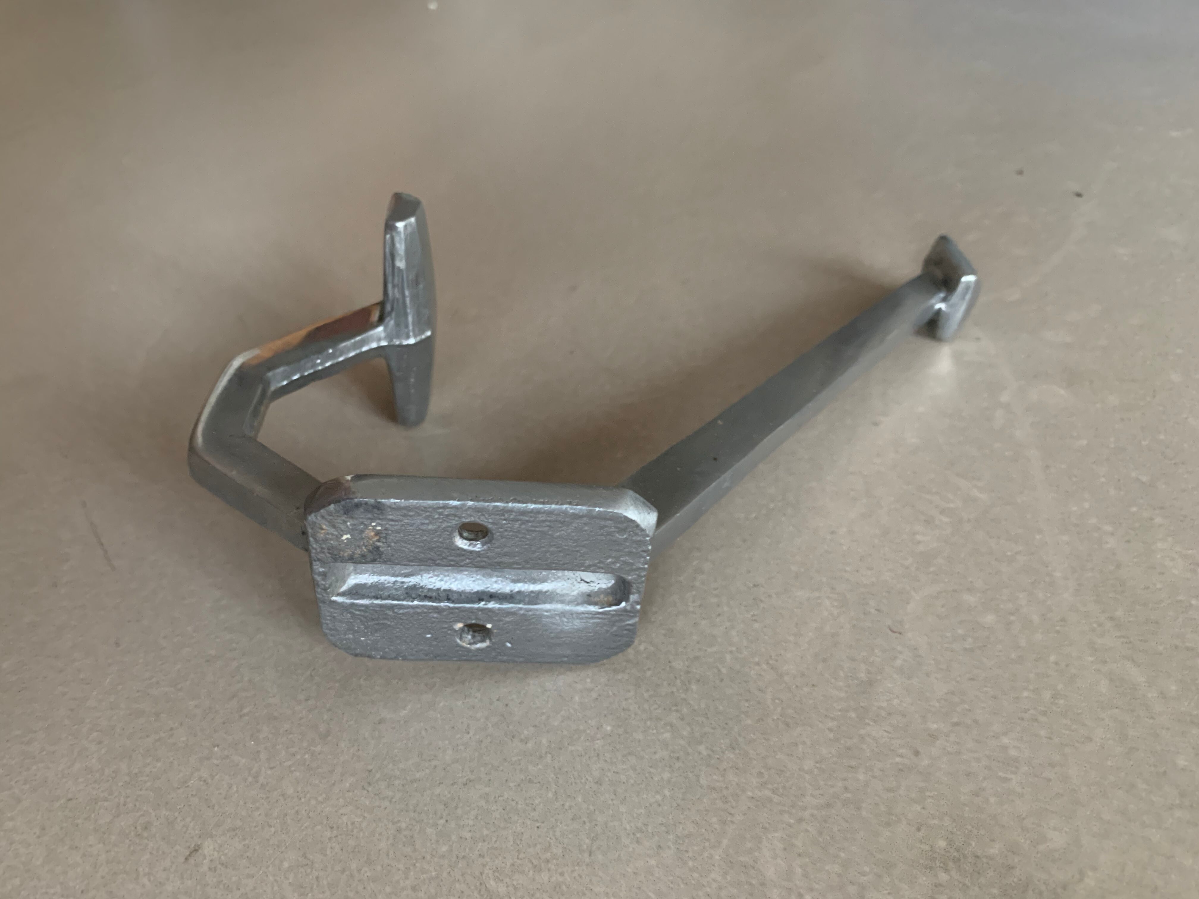 Patère double ancienne métal