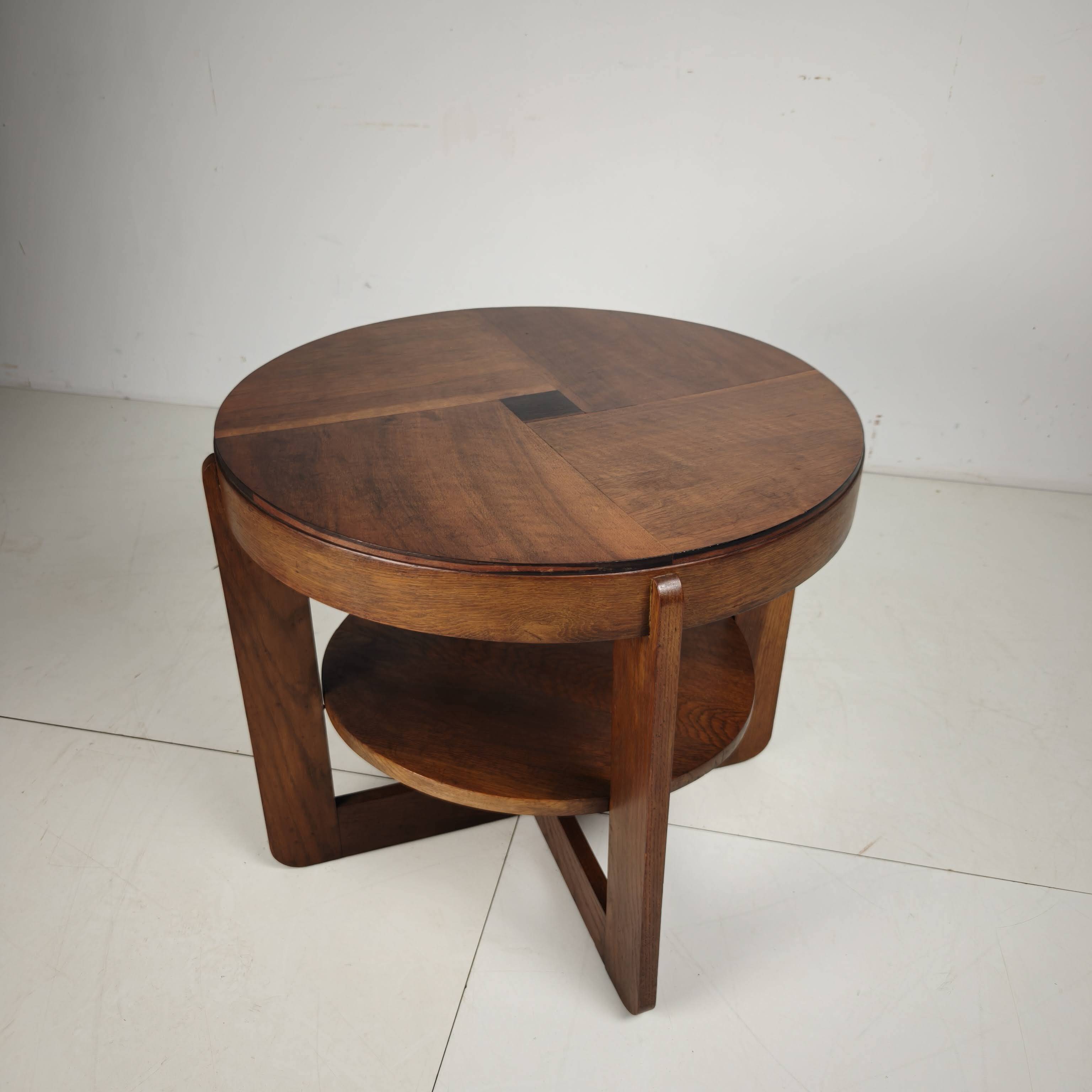 Table d'appoint en chêne de l'École d'Amsterdam avec motif carré, Pays-Bas, vers 1925