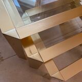 Ensemble de 3 tables d'appoint en métal doré et verre