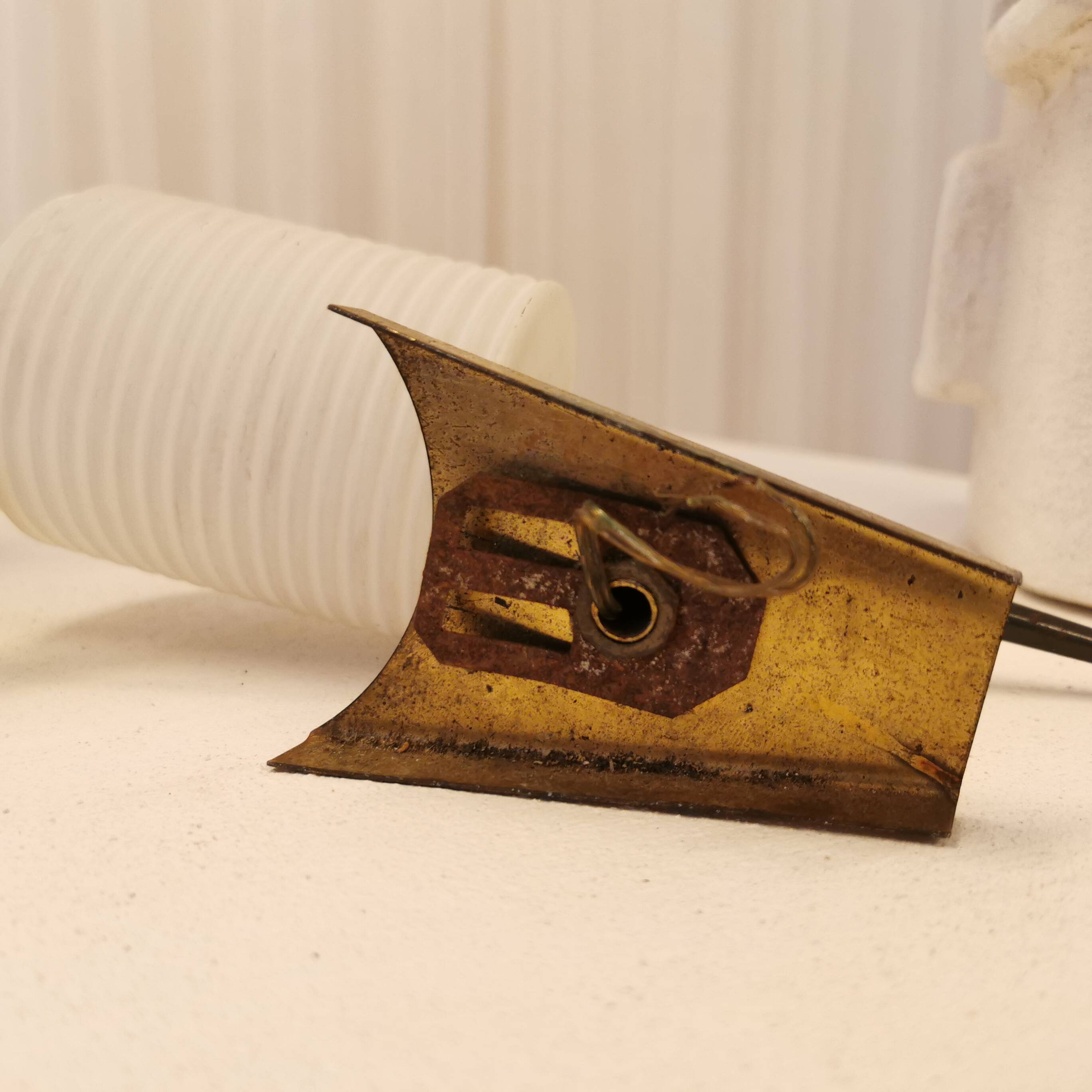 Pair of brass and opaline wall lights