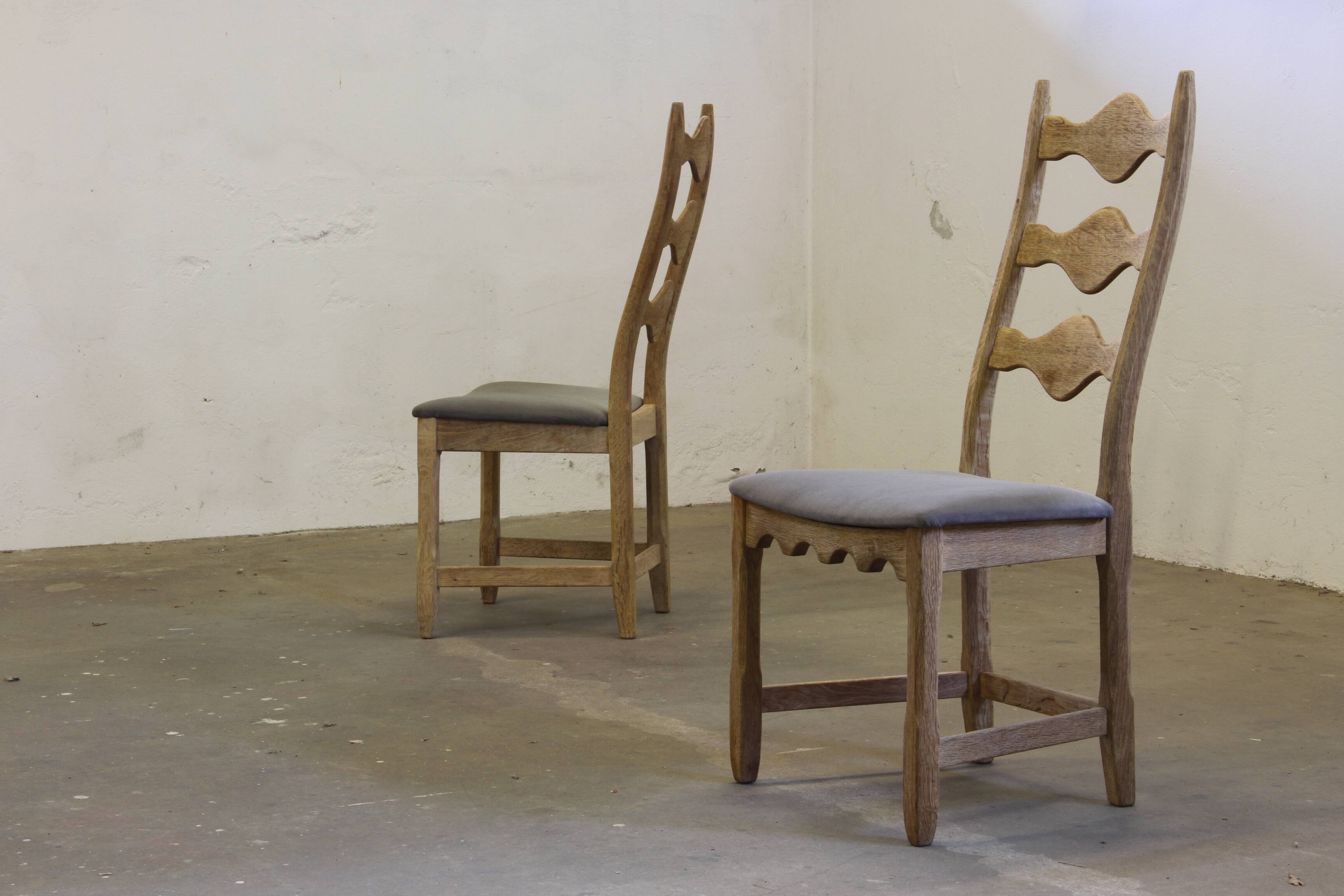 Chaises en chêne à dossier haut / échelle de style Henning Kjærnulf, années 1960, ensemble de 4