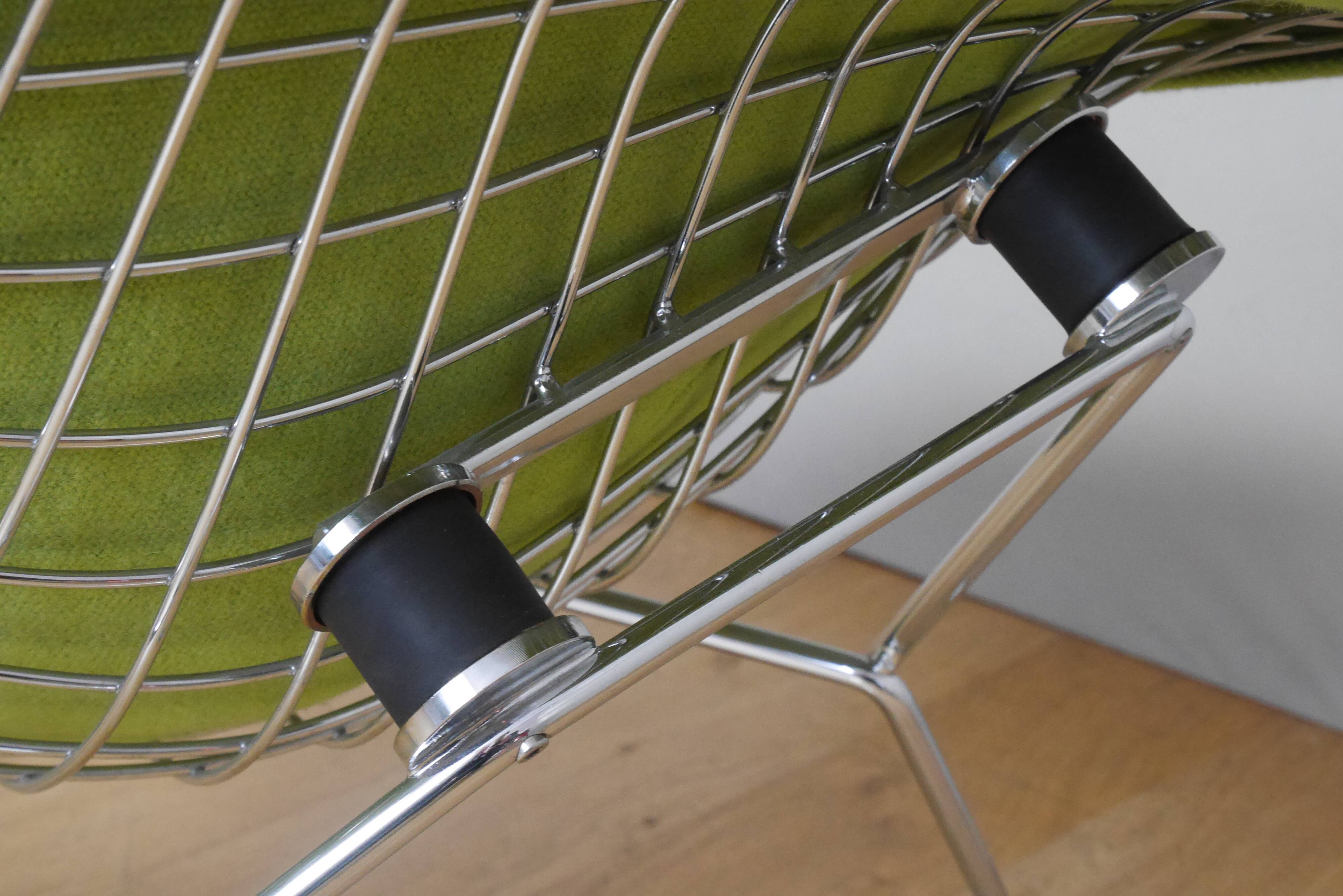 Fauteuil Bird et son ottoman Knoll par Bertoia