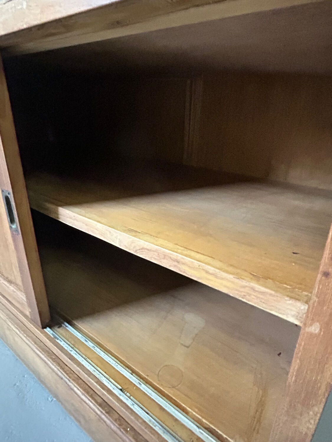 Large antique glass-fronted cabinet made of solid wood – Late 19th century
