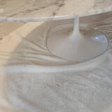 Table basse Tulipe Saarinen pour Knoll ovale marbre