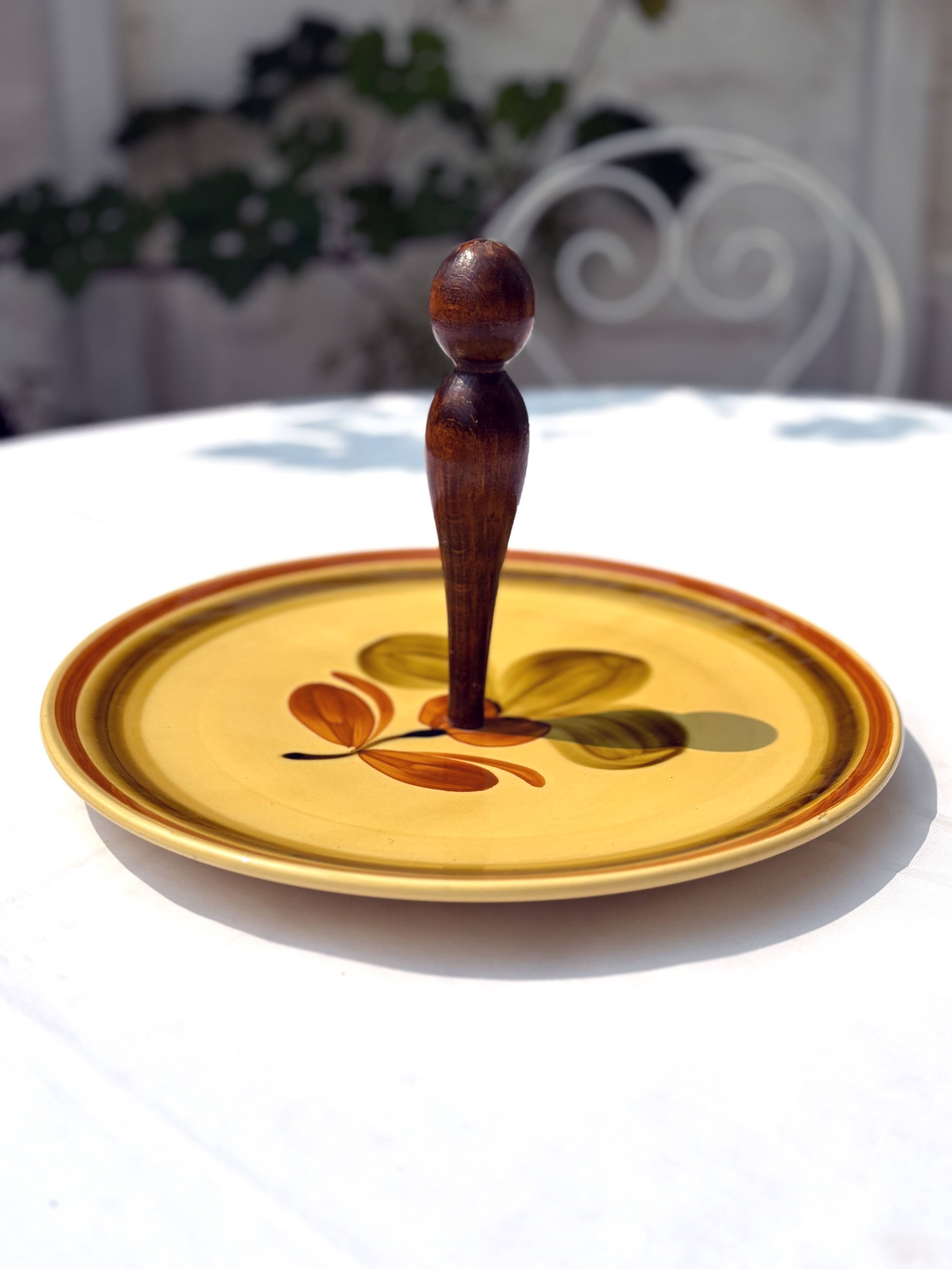 GIEN ceramic cheese dish with vintage floral decoration