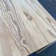Table à manger rénovée en pin massif style scandinave brutaliste des années