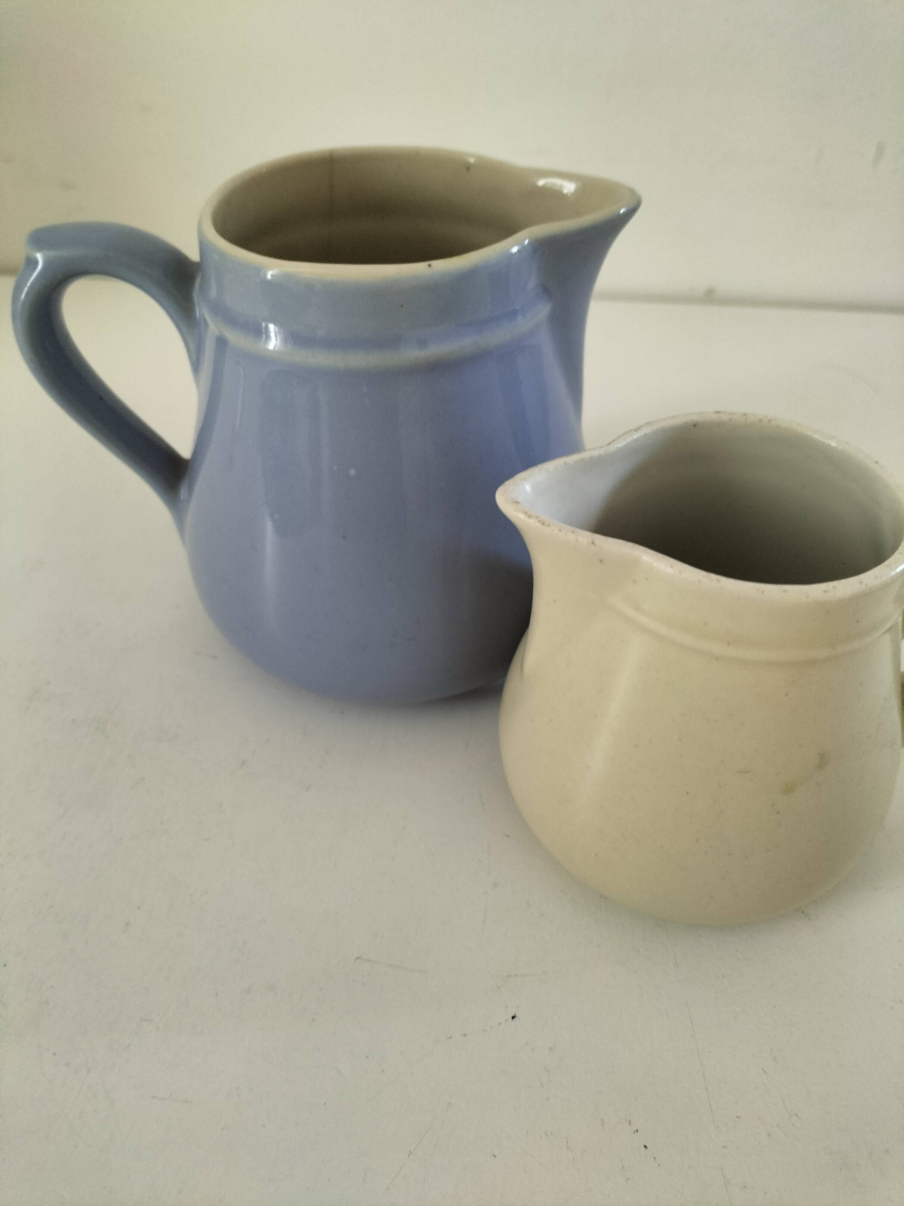 Duo of pastel ceramic milk jugs – Lavender blue & vintage cream
