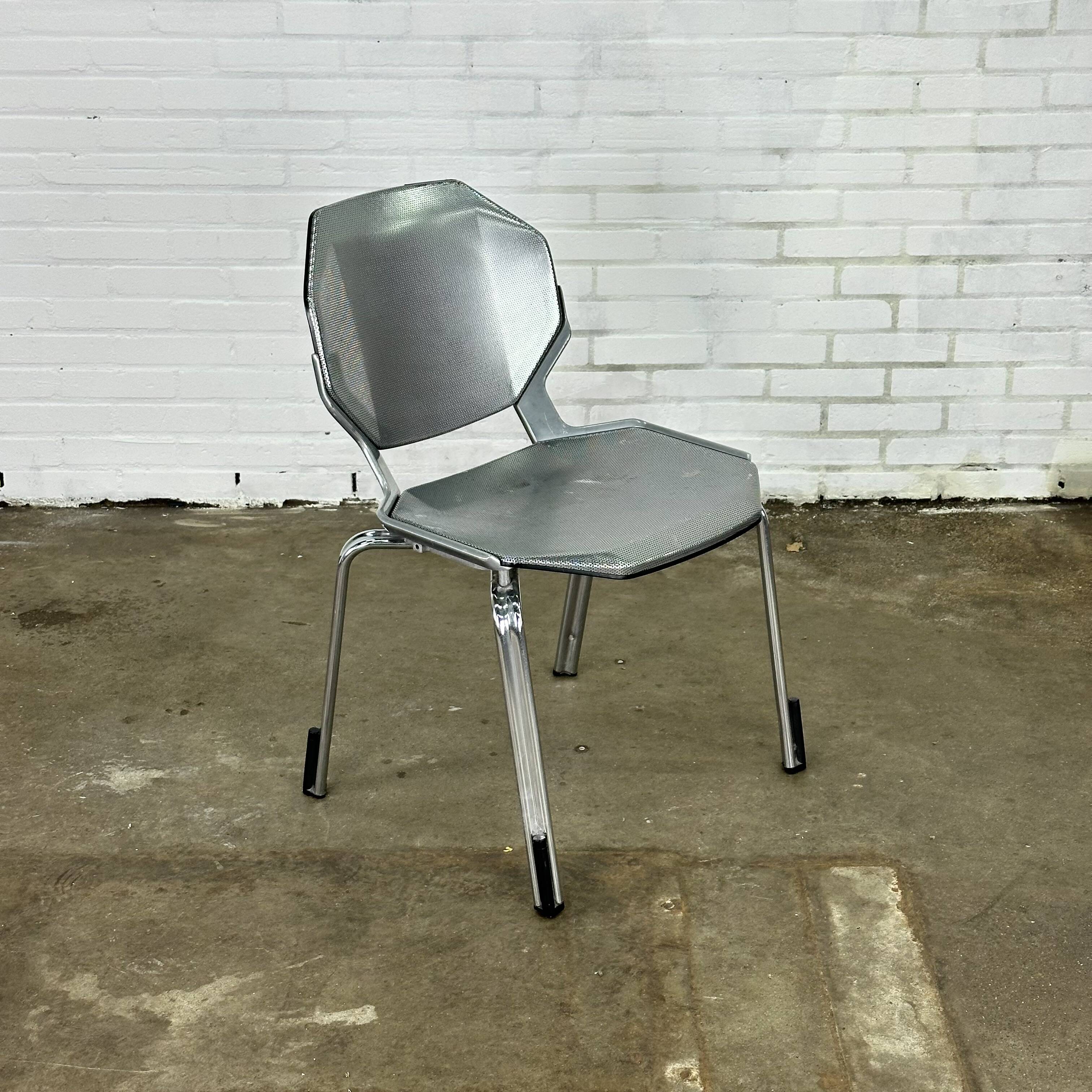 Metal space age stool Fröscher Sitform