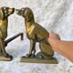 Paire de chenets chiens en laiton