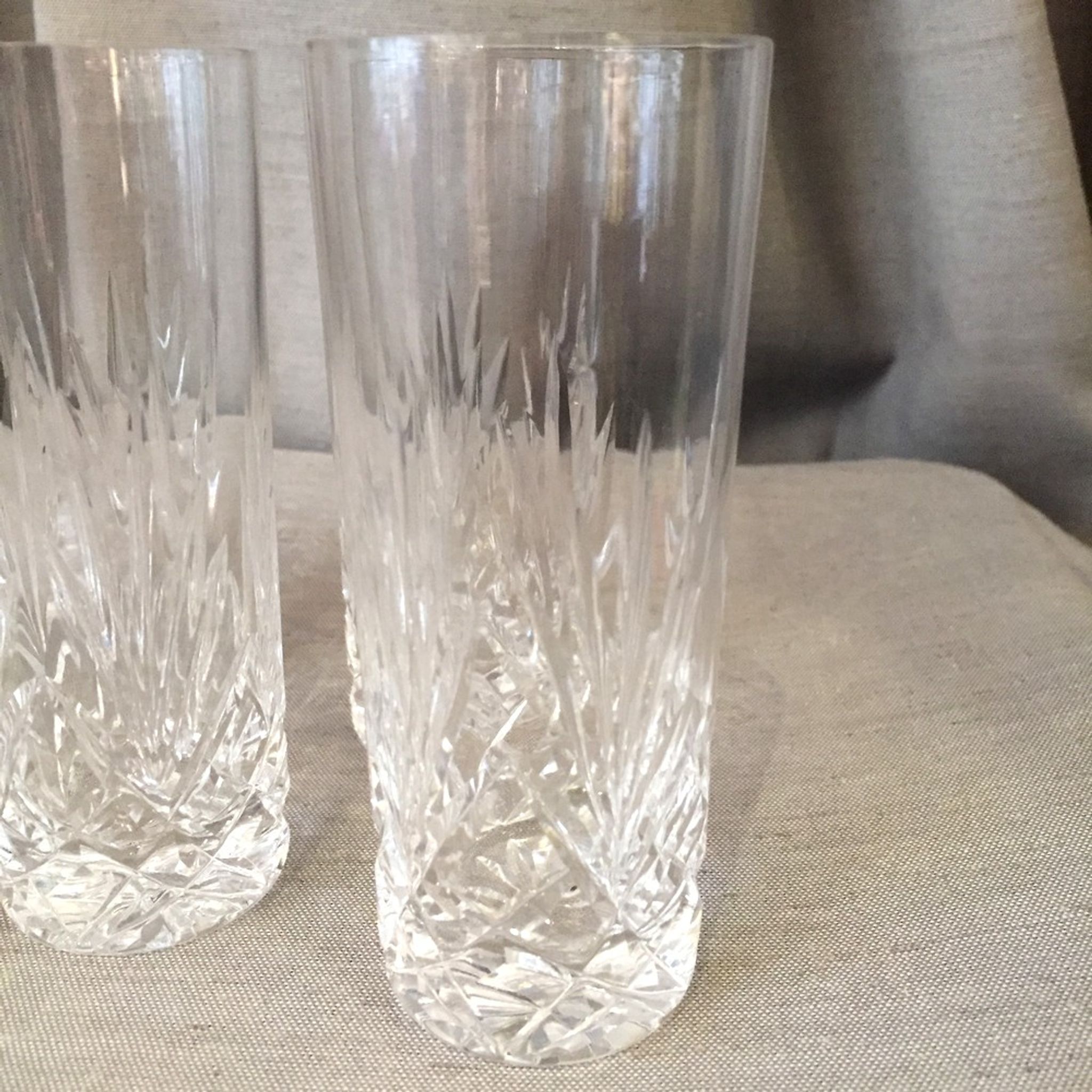 Suite de 6 verres a digestif en cristal taille
