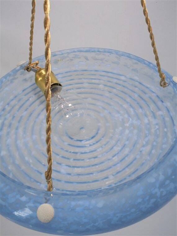 Speckled glass suspension