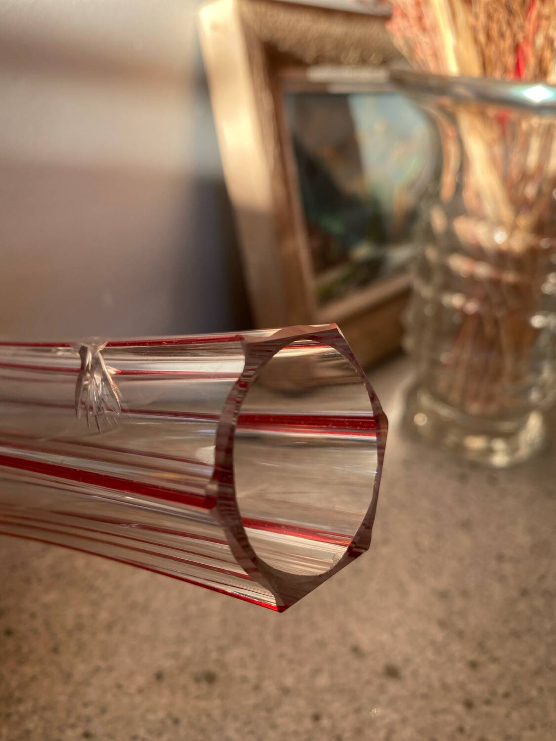 Engraved soliflore vase