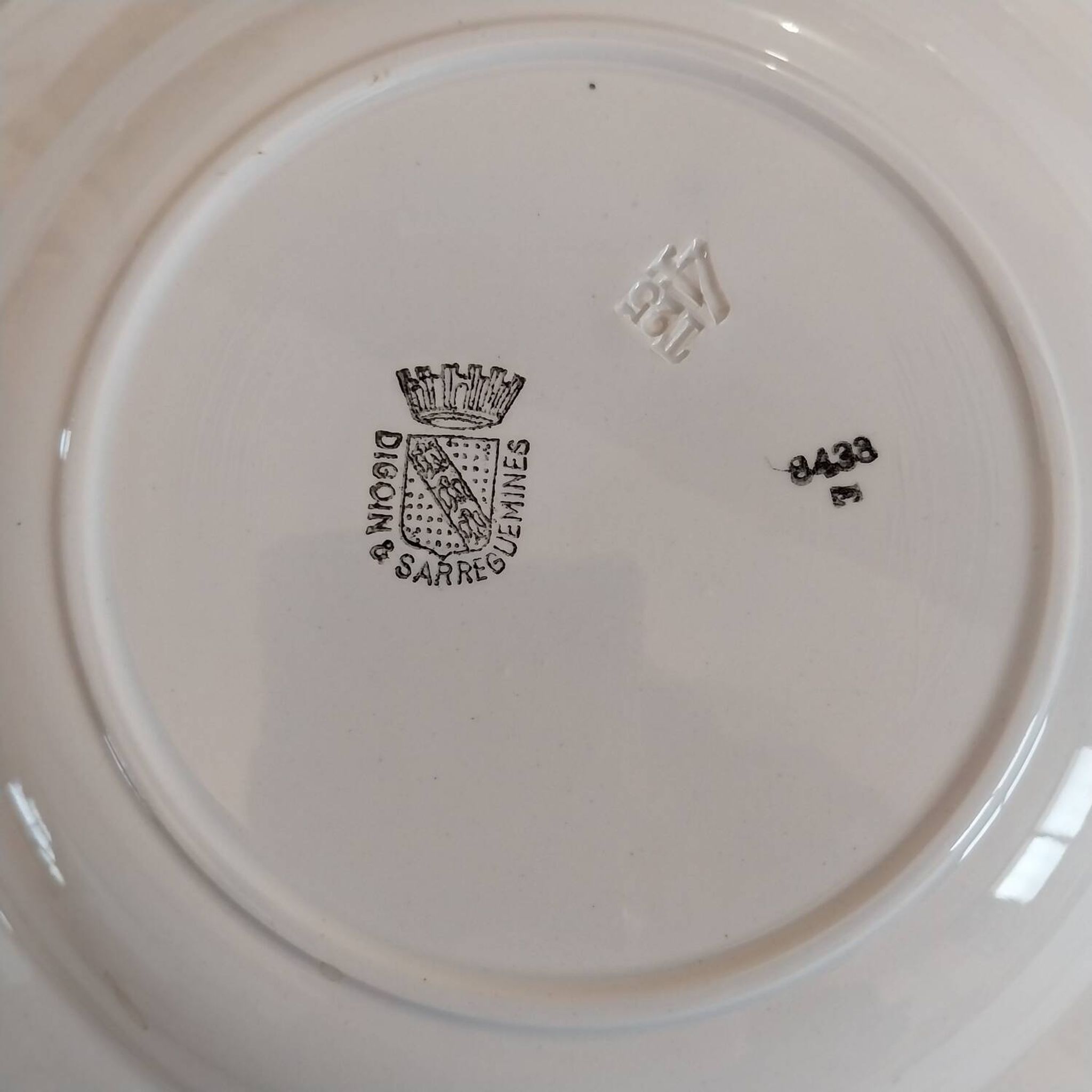 Deep plates made of ironstone from Digoin Sarreguemines.
