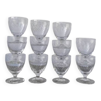 10 verres à pied en cristal anciens