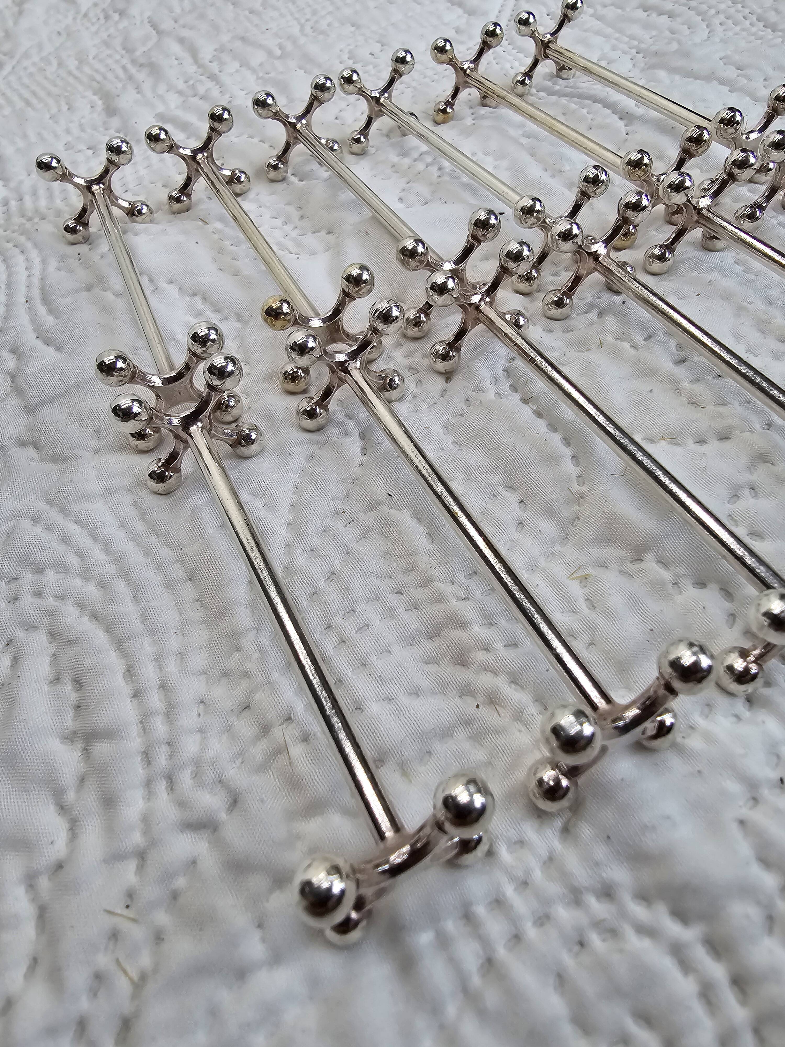 Christofle knife holder (12) in silver-plated metal, Perle model