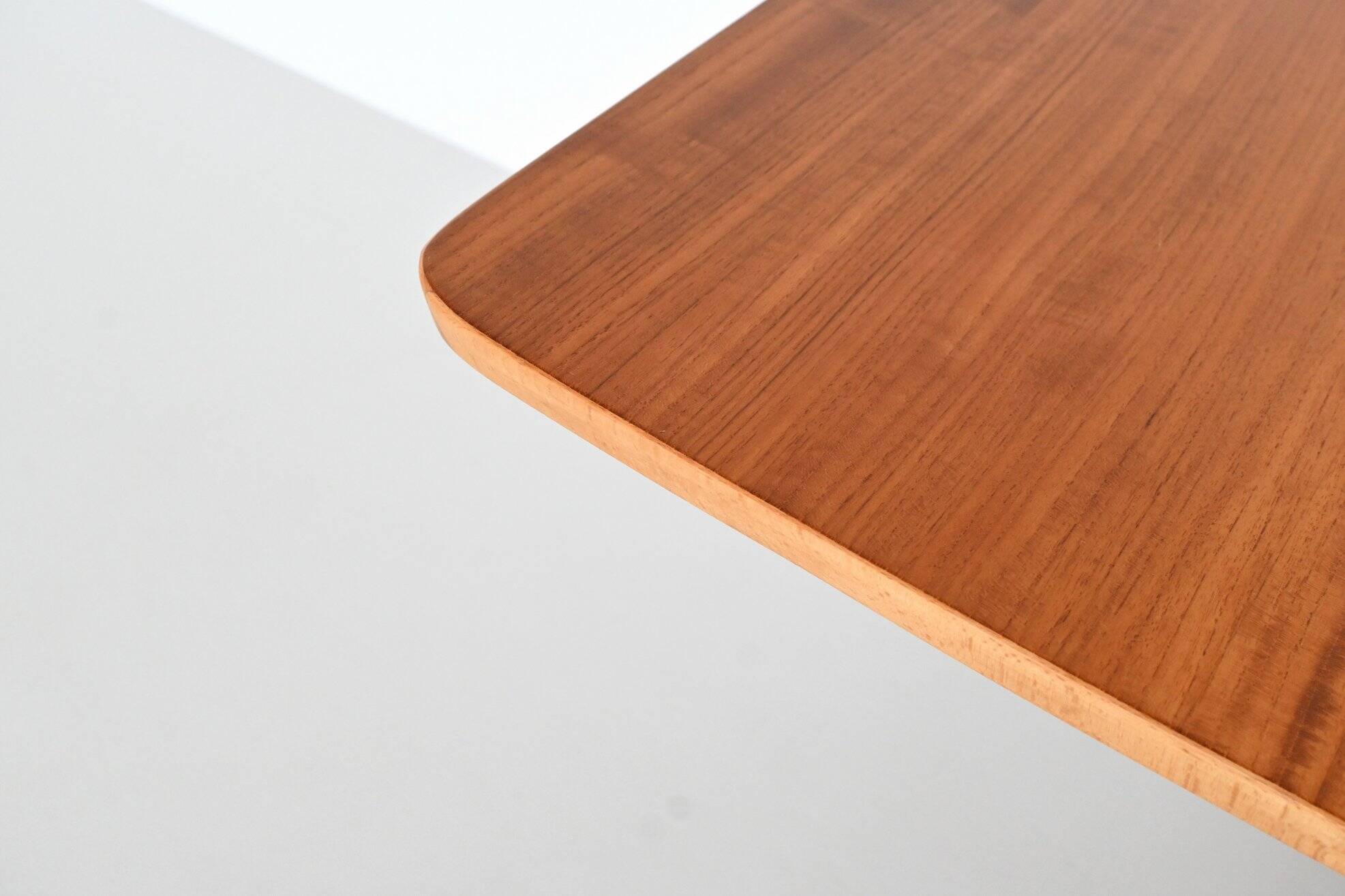 Hans Wegner drop-leaf dining table in beach and teak Denmark 1950