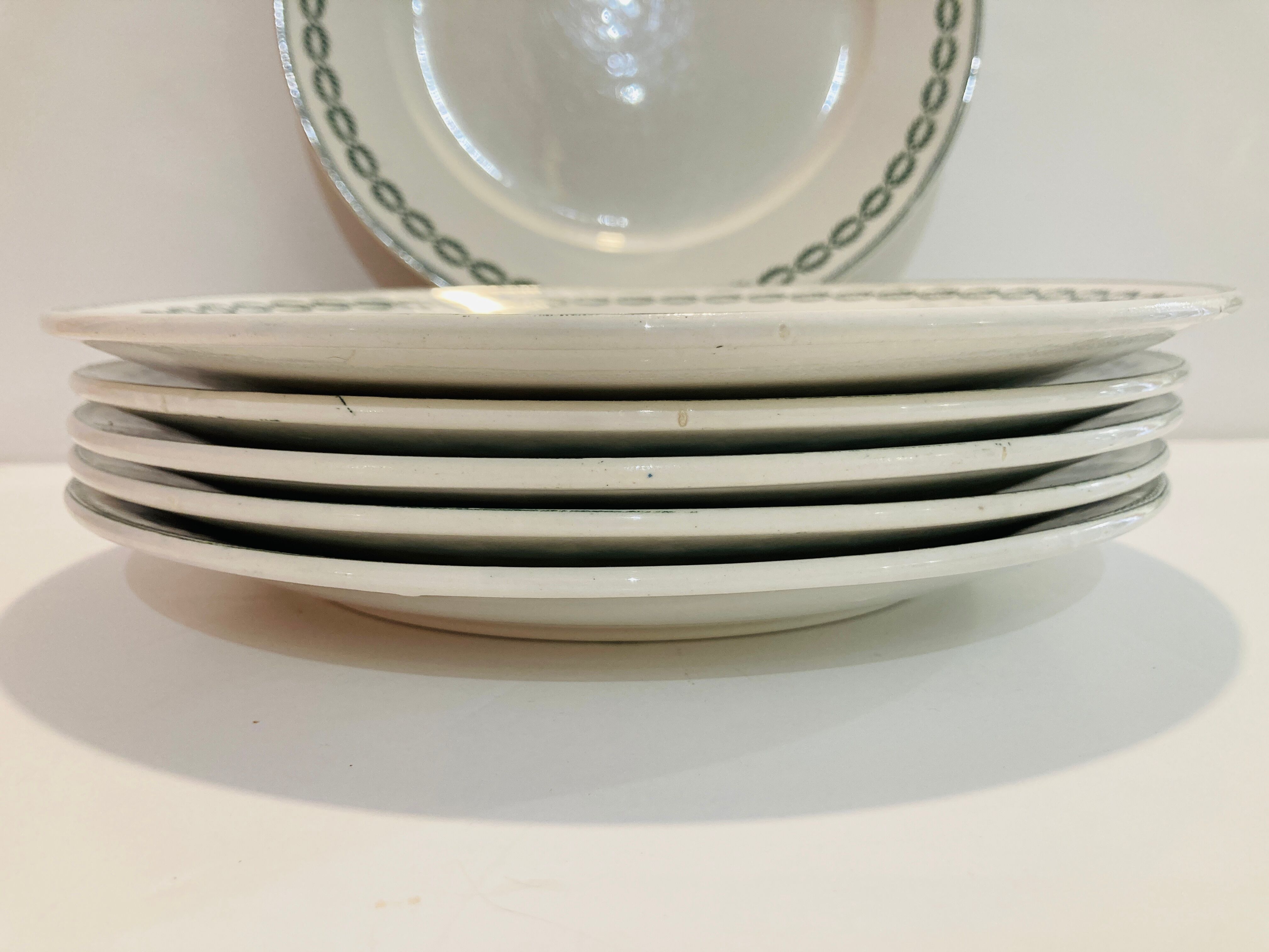 6 plates Sarreguemines Nobilis decoration crown