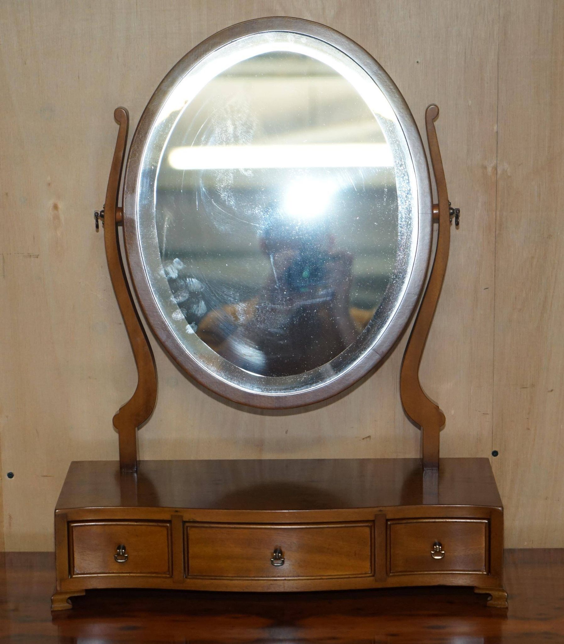 Vintage English walnut burr dressing table with mirror and chair.