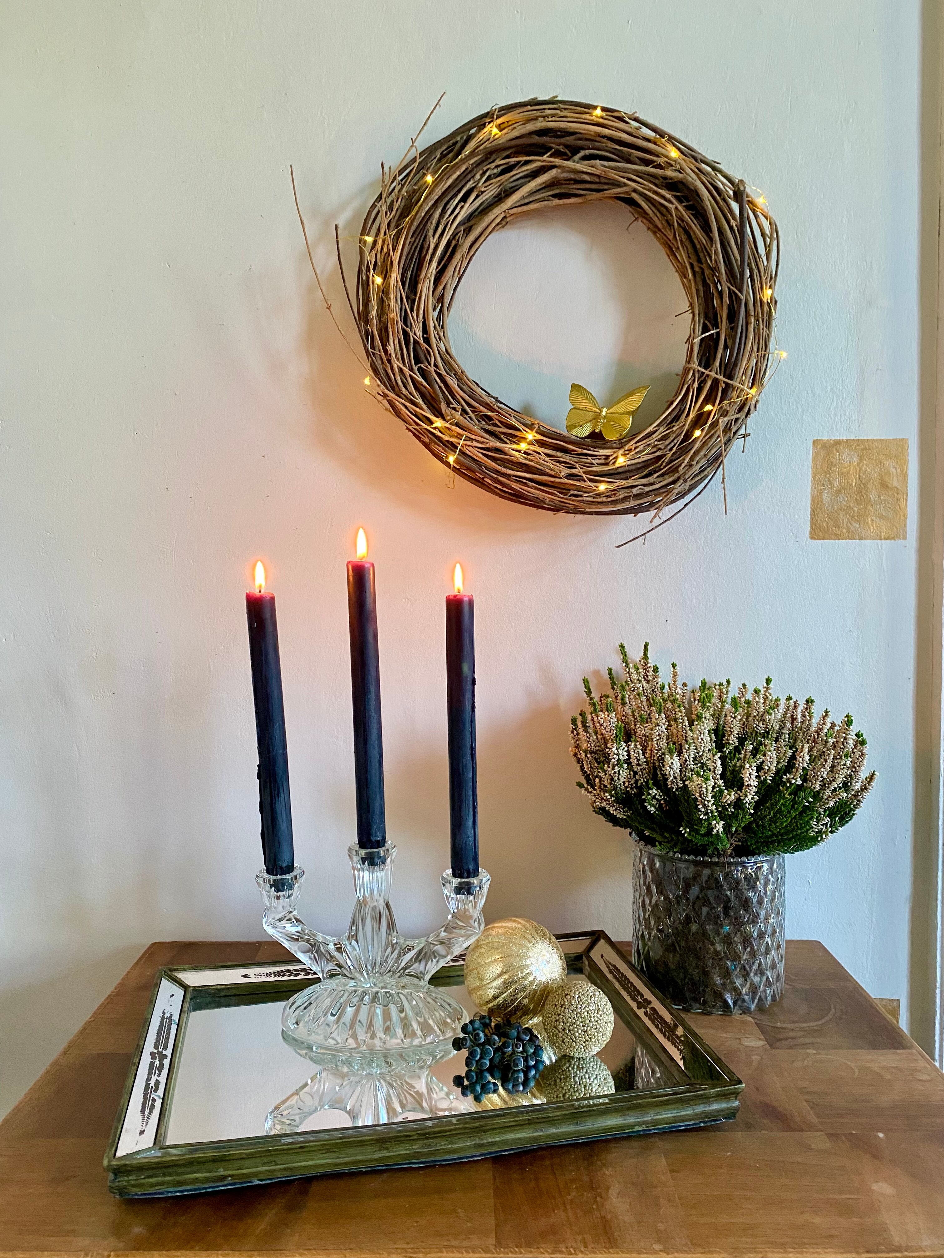 3-spoke glass candle holder