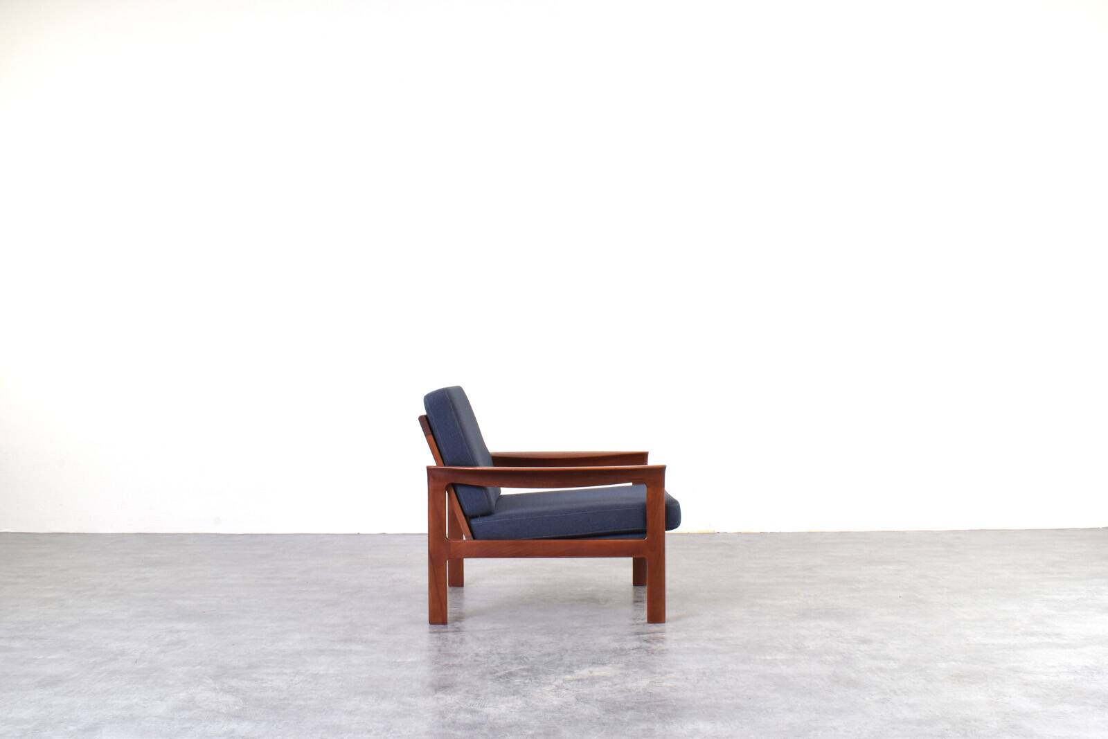 Mid-Century Danish Teak Lounge Chairs by Arne Vodder for Komfort, 1960s, Se