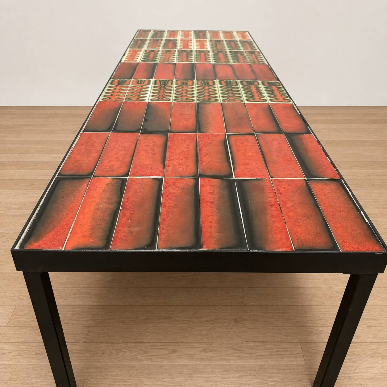 Table basse de Roger Capron, années 60