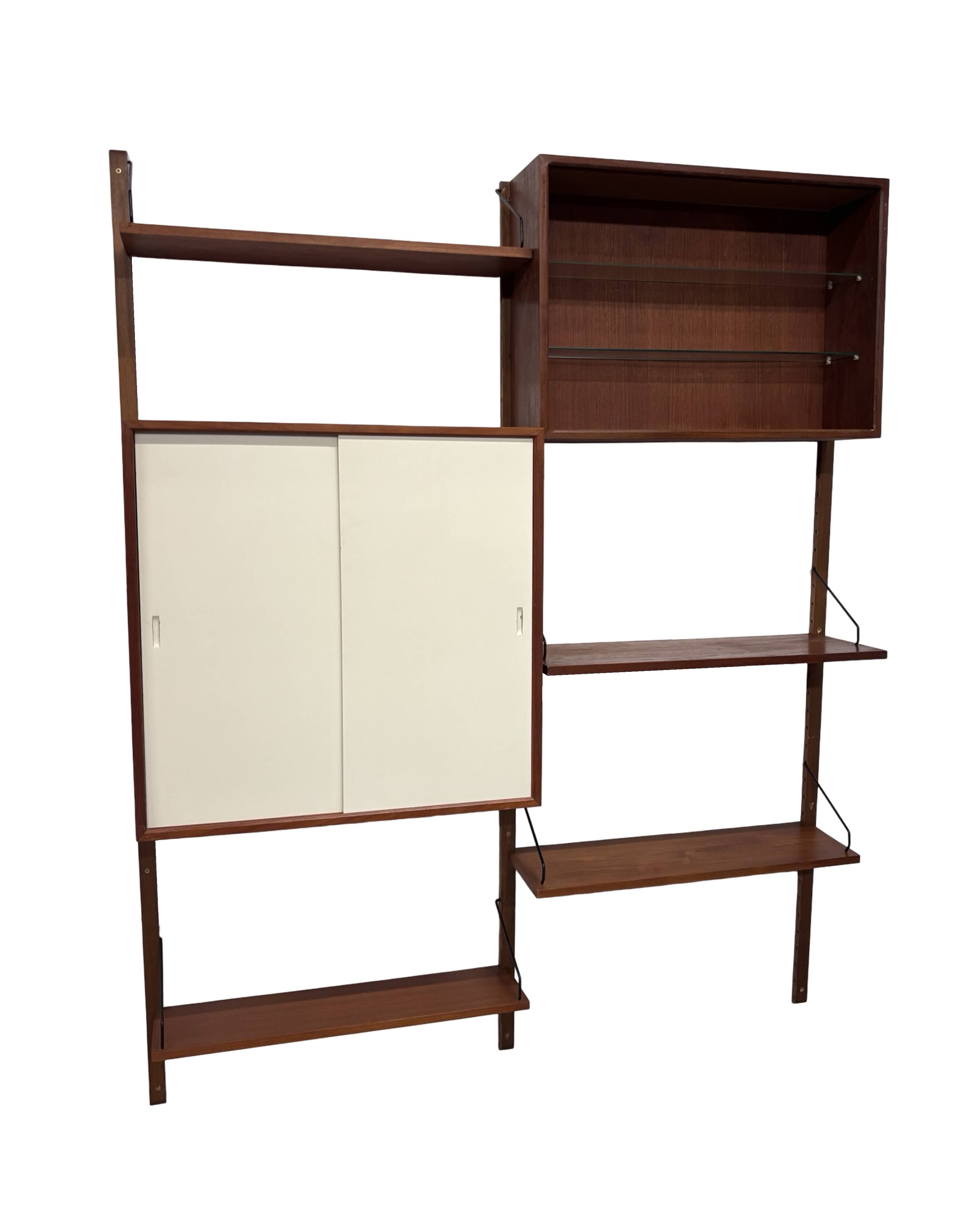 Vintage Poul Cadovius Royal System wall system wall unit