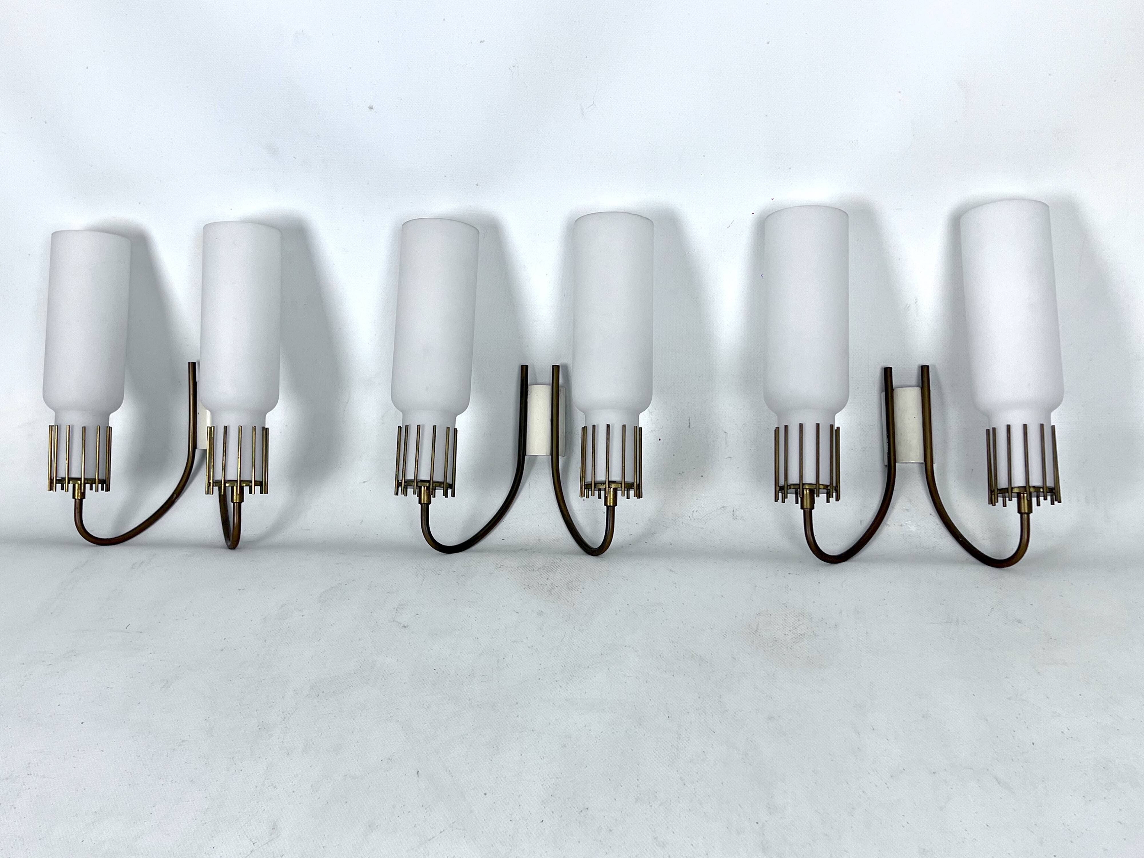 Mid-Century Modern set of three sconces in Arredoluce style. Italy 1950s