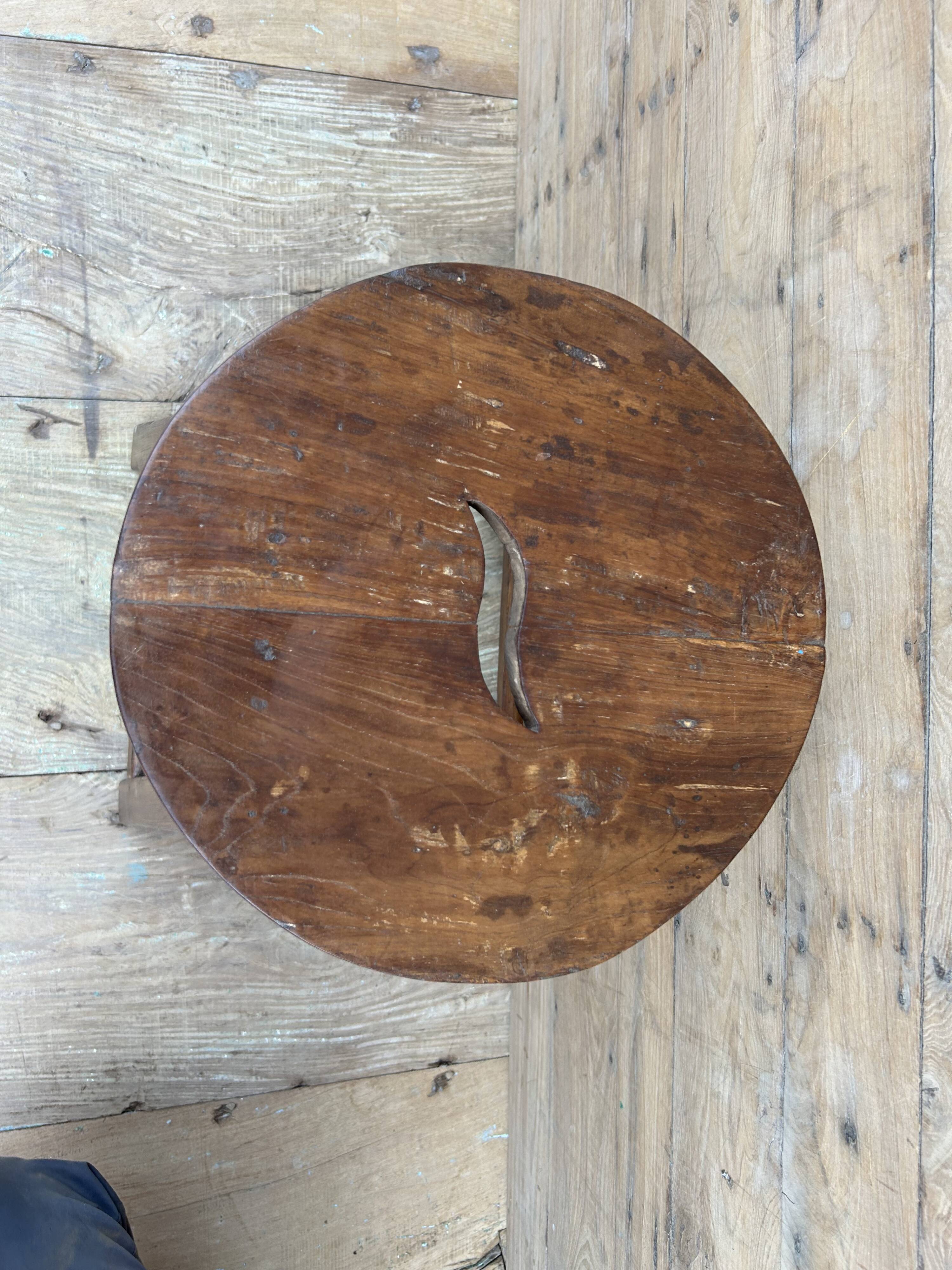 Tabouret d'atelier en teck massif