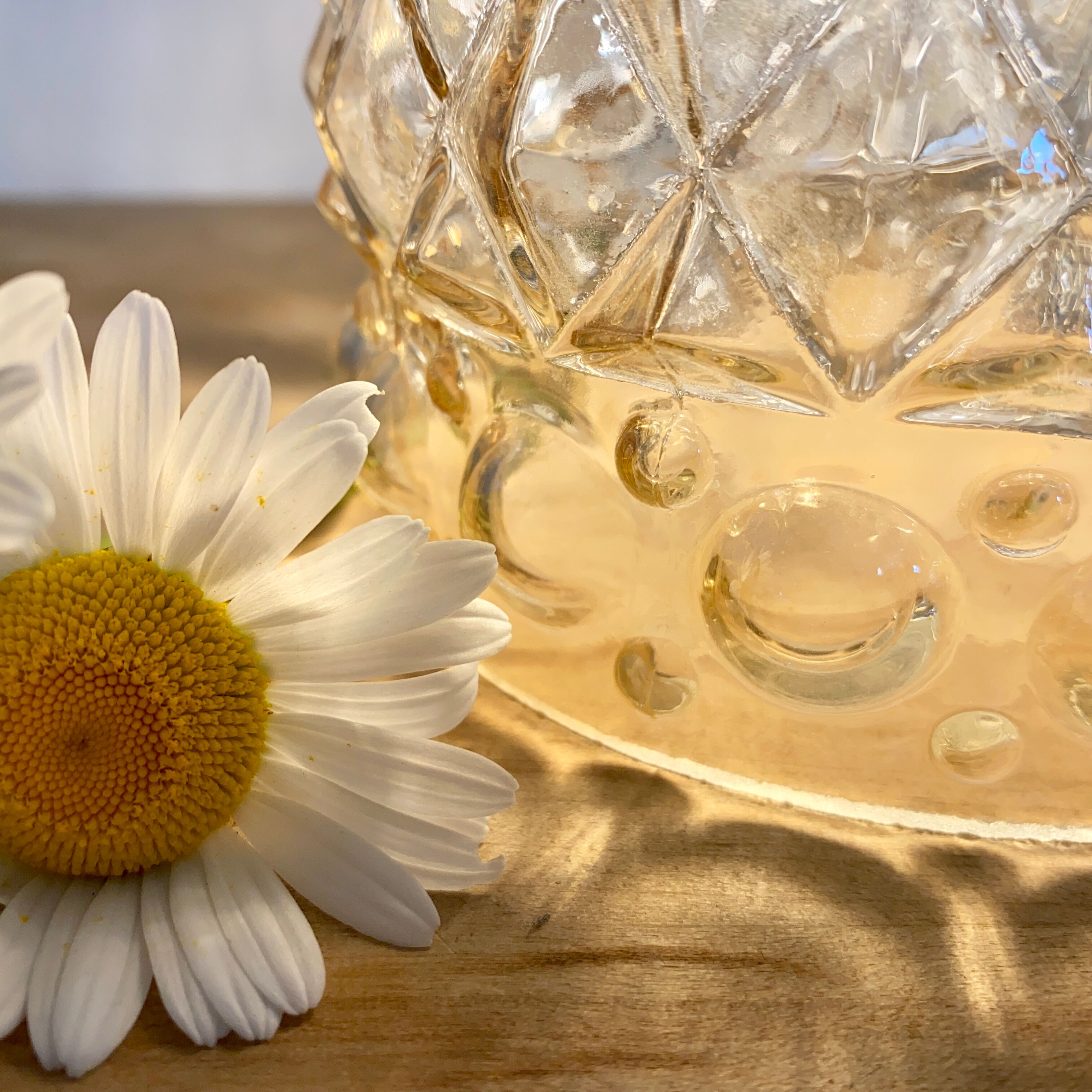 Vintage tulip lamp in amber glass