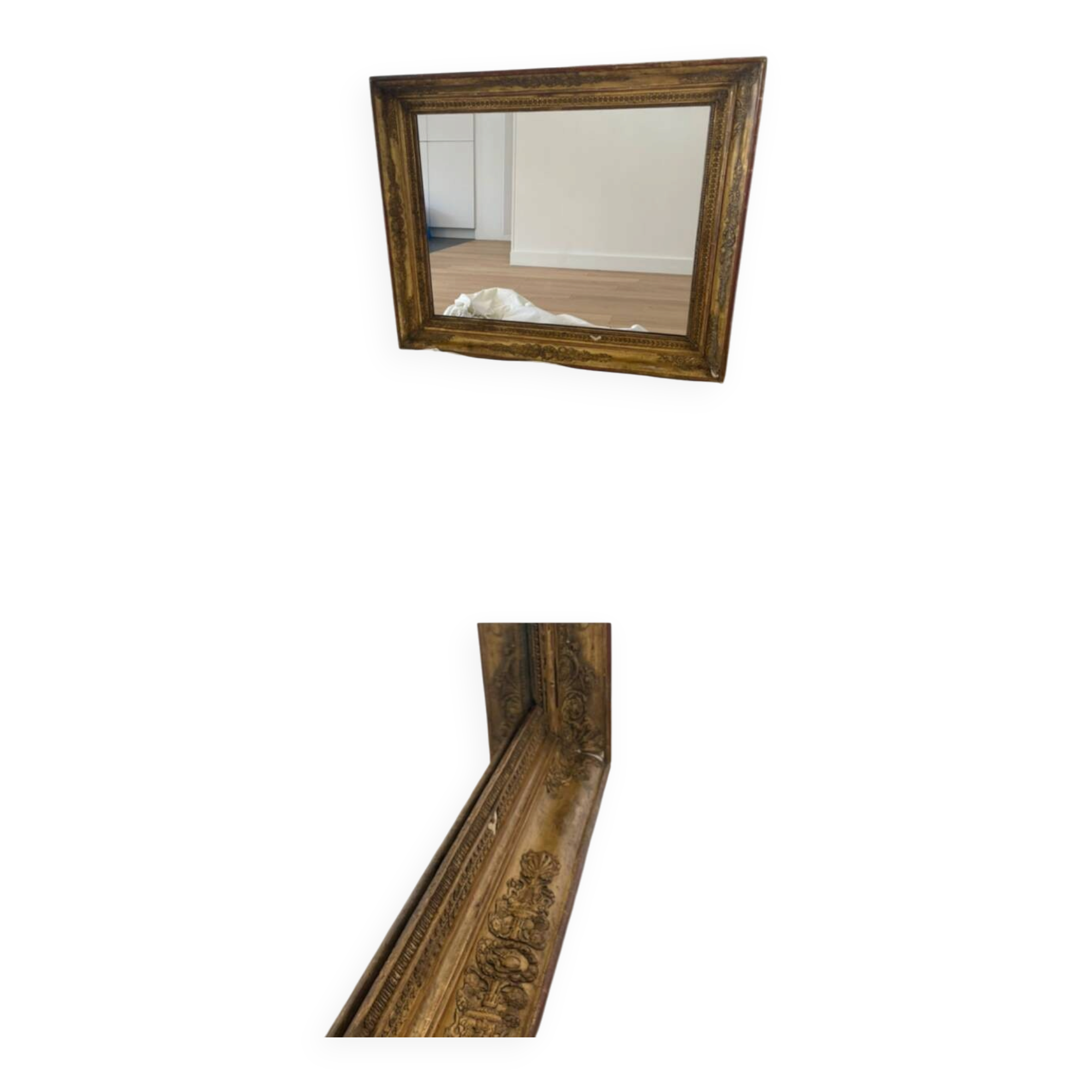 Miroir en bois doré charlesX