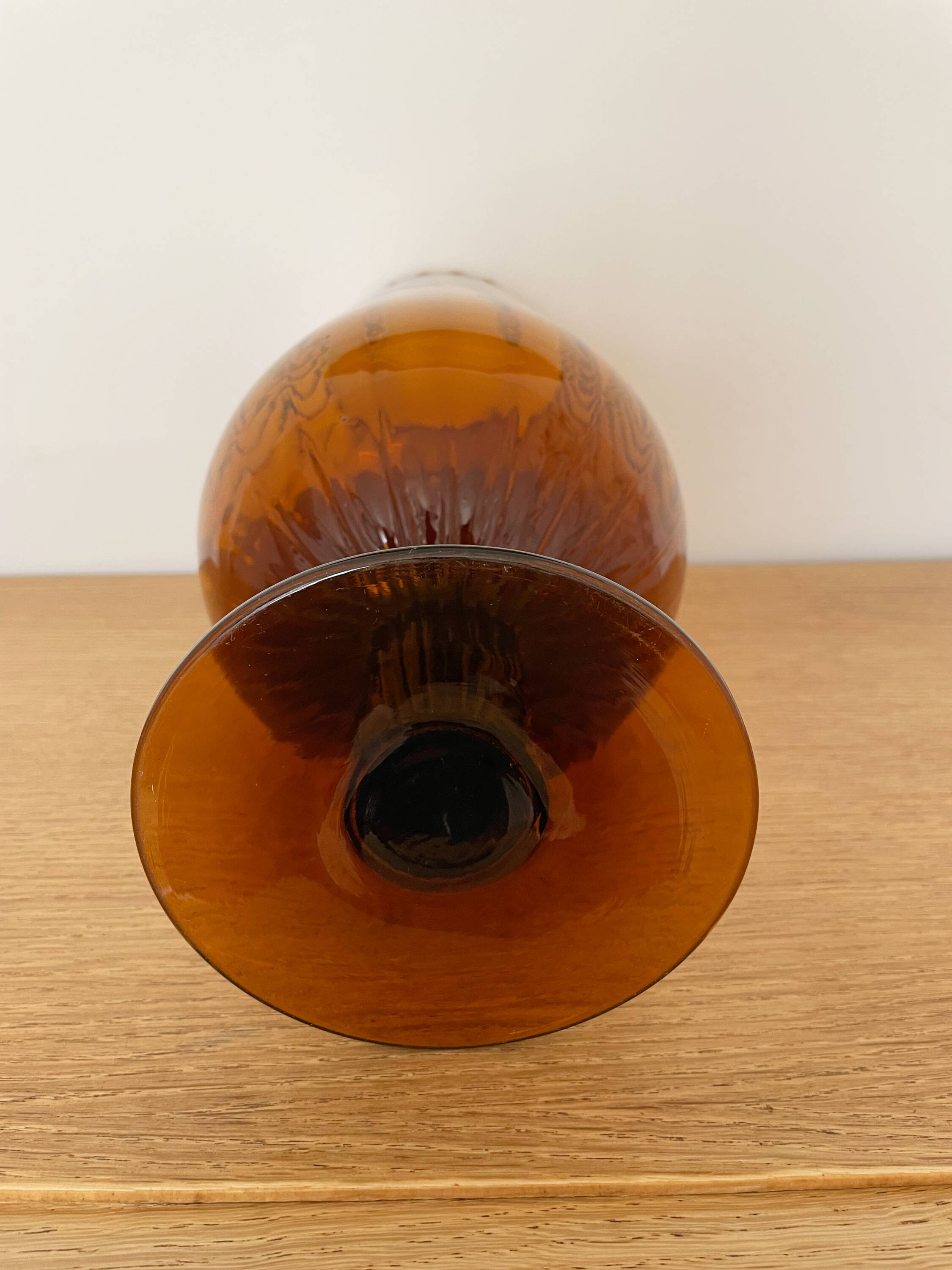 Large amber vase from the 1960s.