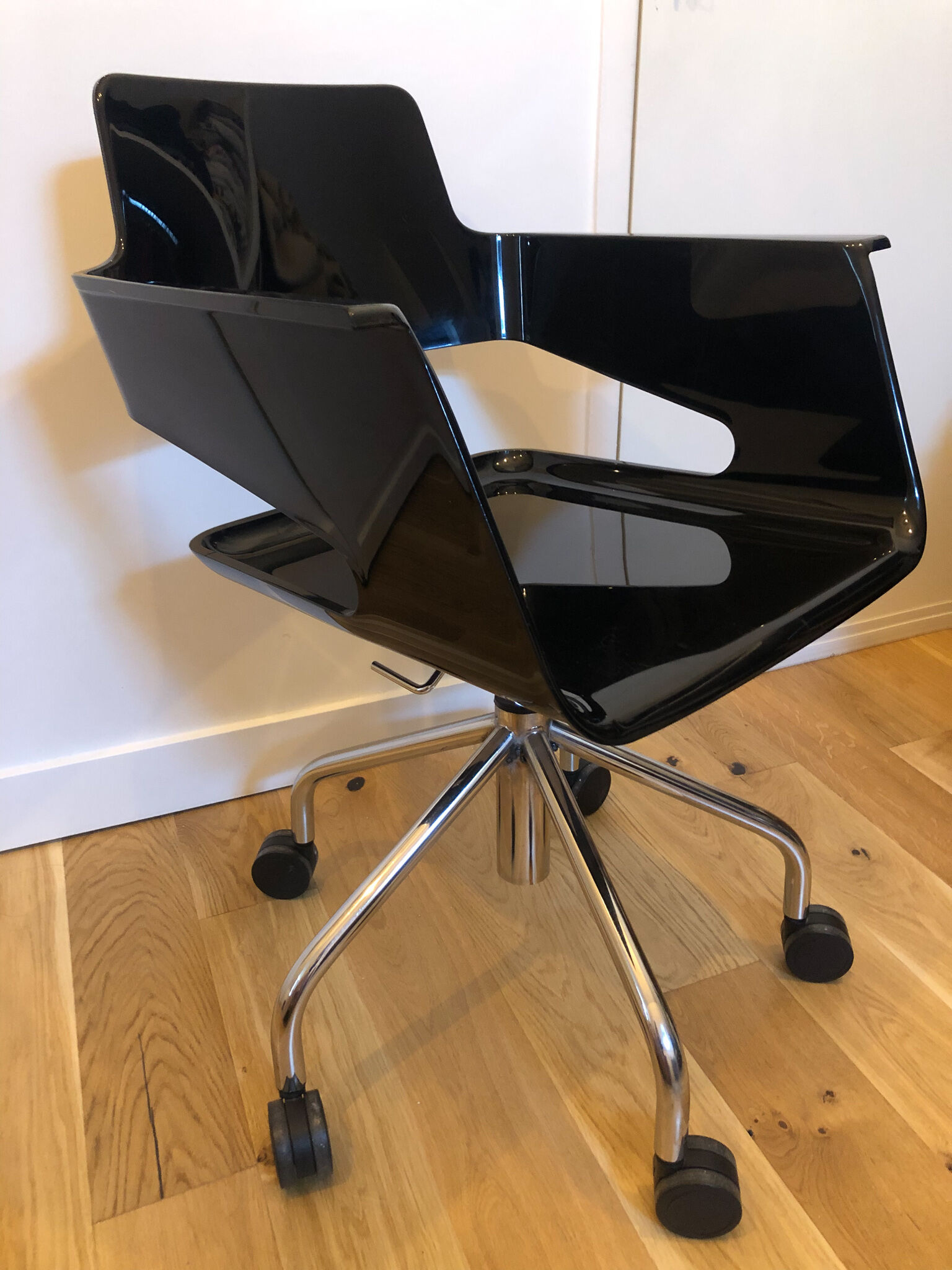 Armchair B32 by Robby&Francesca Cantarutti for Armet, Italy