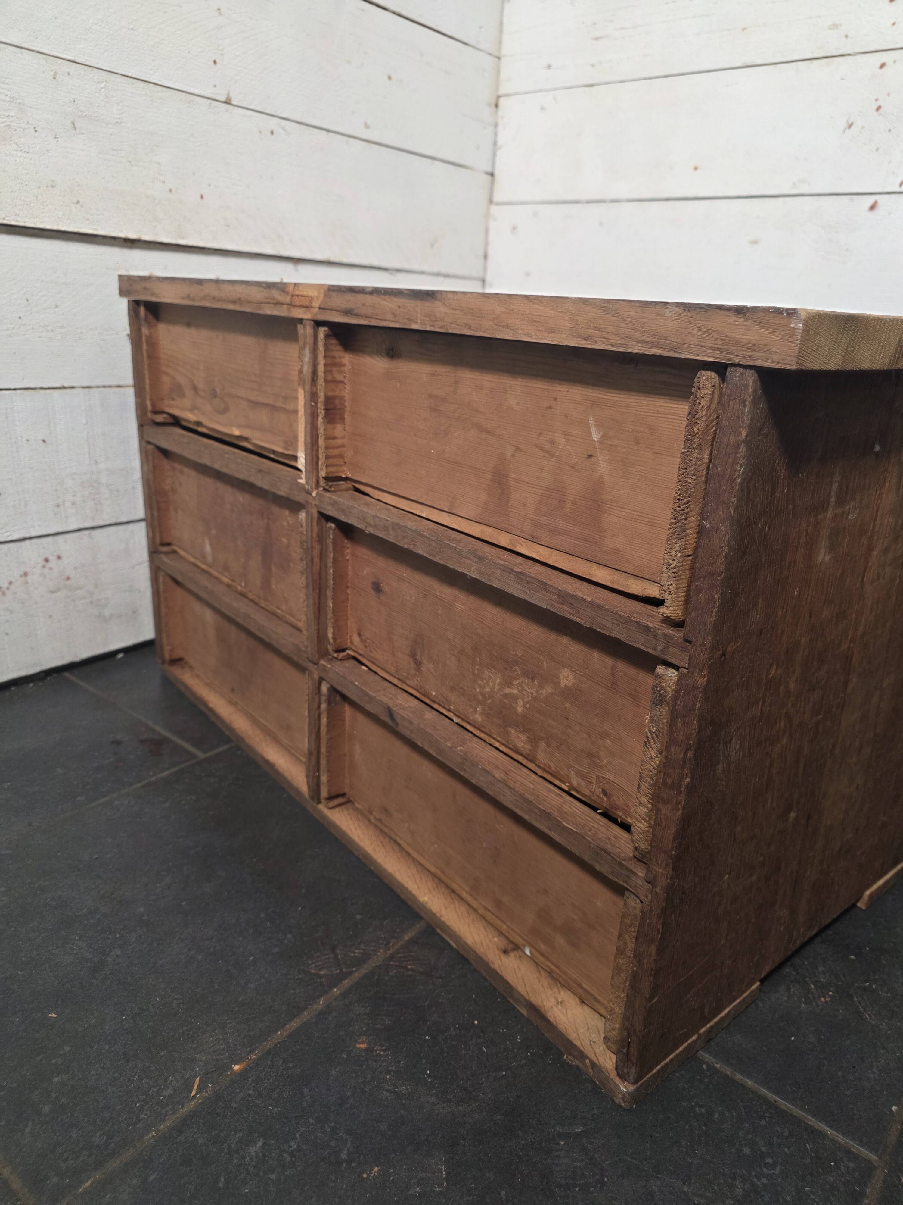 Antique workshop furniture with 6 drawers