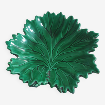 vintage empty pocket cup hornberg slip in green ceramic leaf shape