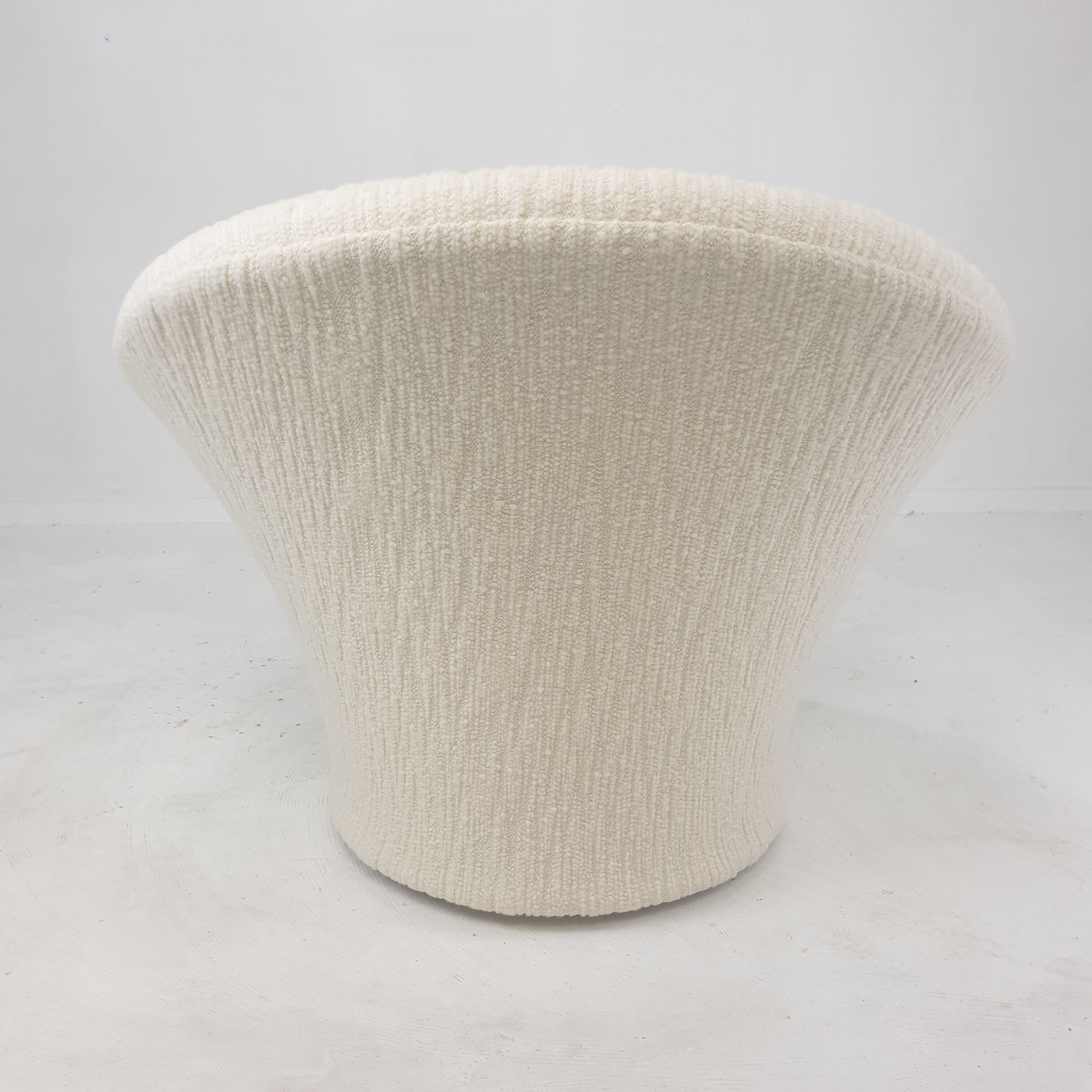 Set of 2 Mushroom armchairs by Pierre Paulin for Artifort