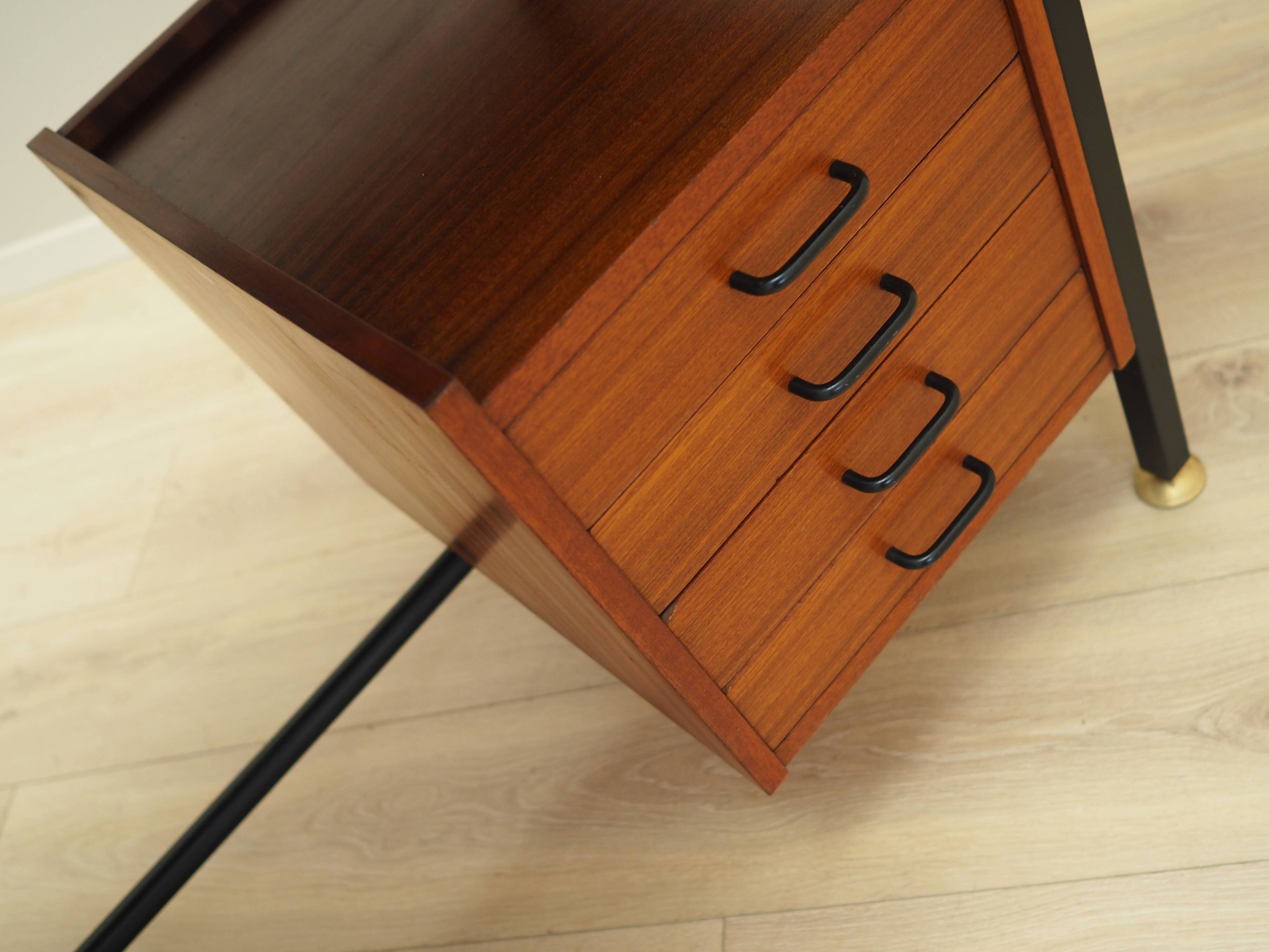 Bureau en acajou, design italien, années 1970, production : Italie