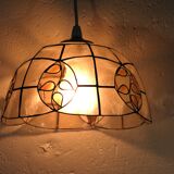 Mother-of-pearl and brass suspension