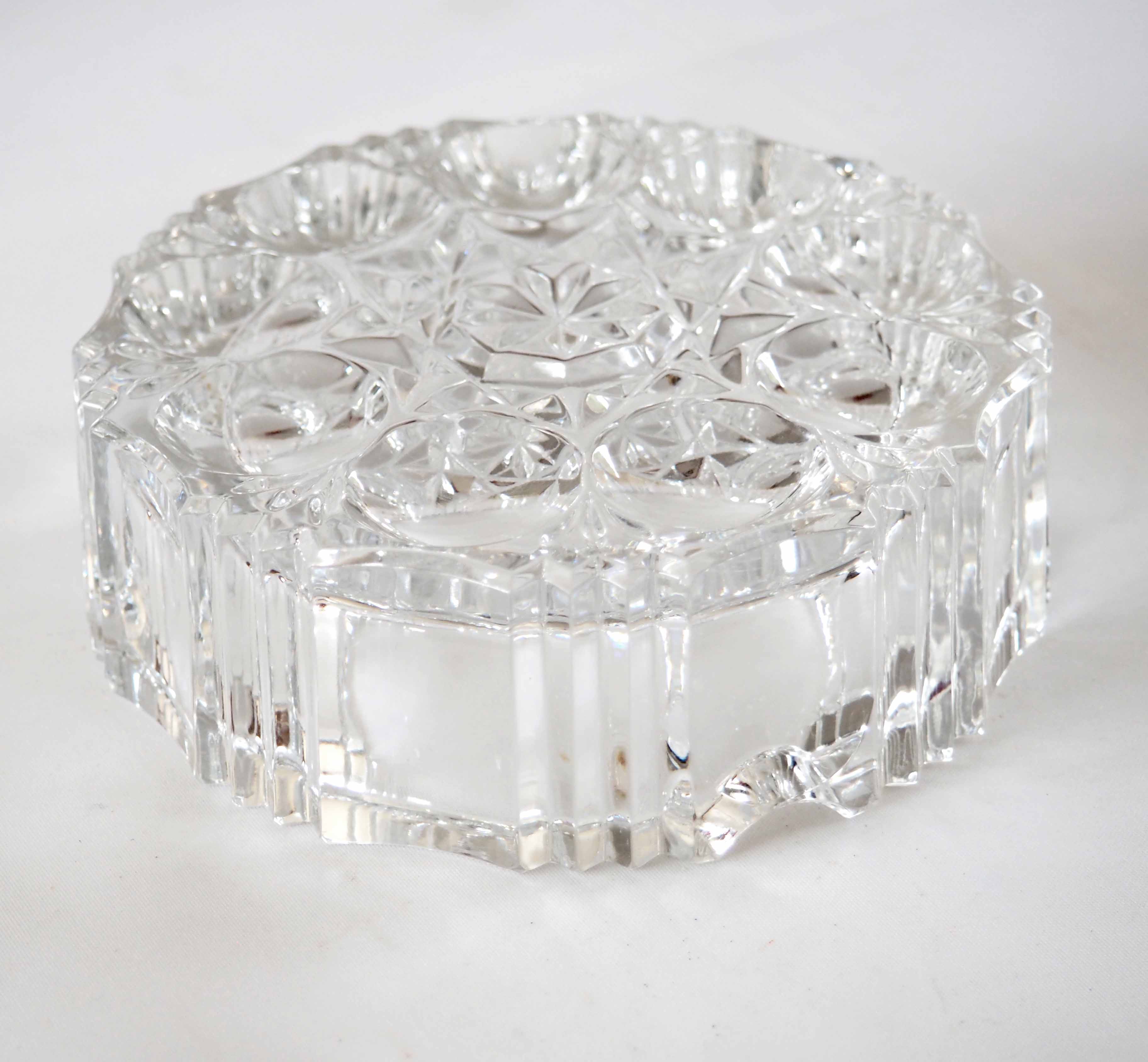 Round crystal ashtray