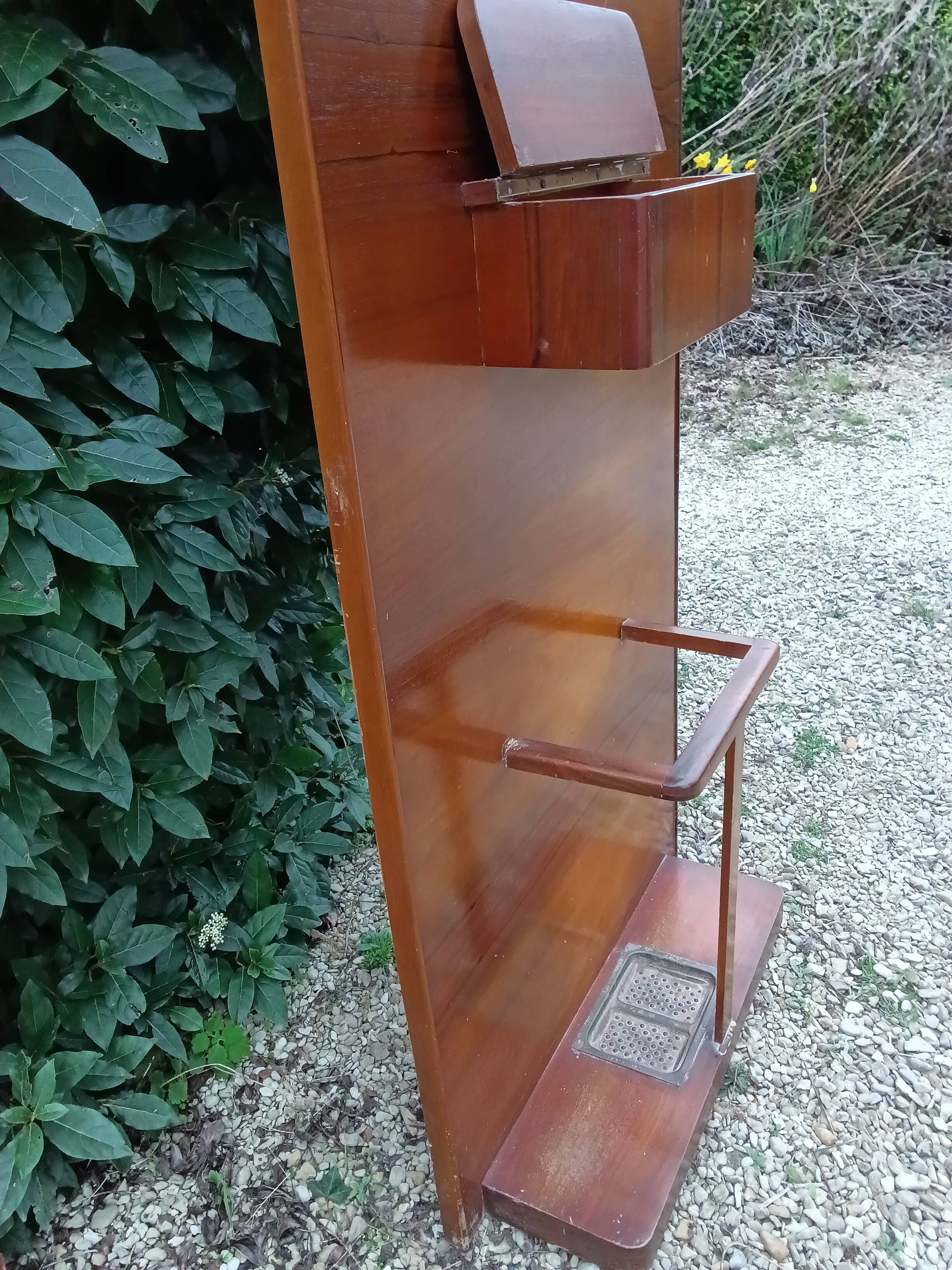 Cloakroom - coat rack