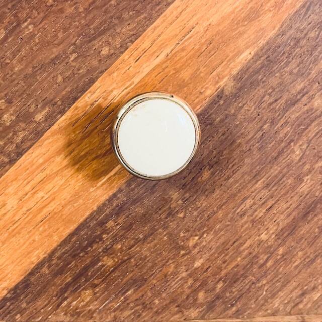 Commode marquetée  3 tiroirs