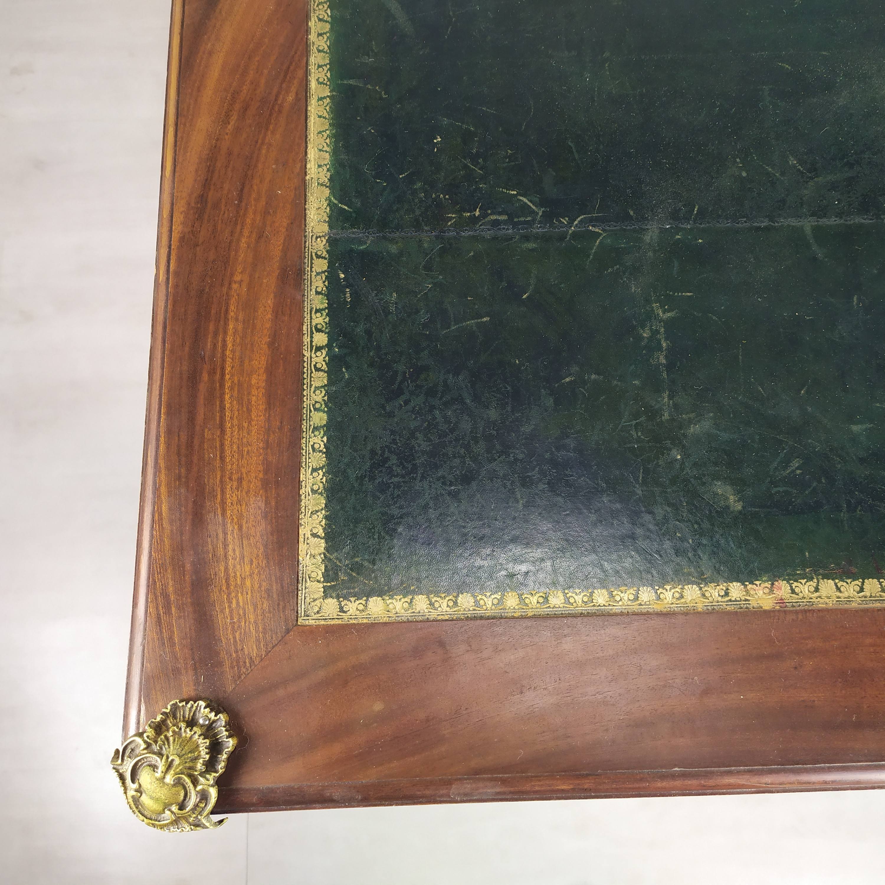 Empire-style desk and chairs