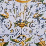 Vintage Italian raised plate in hand-painted ceramic.