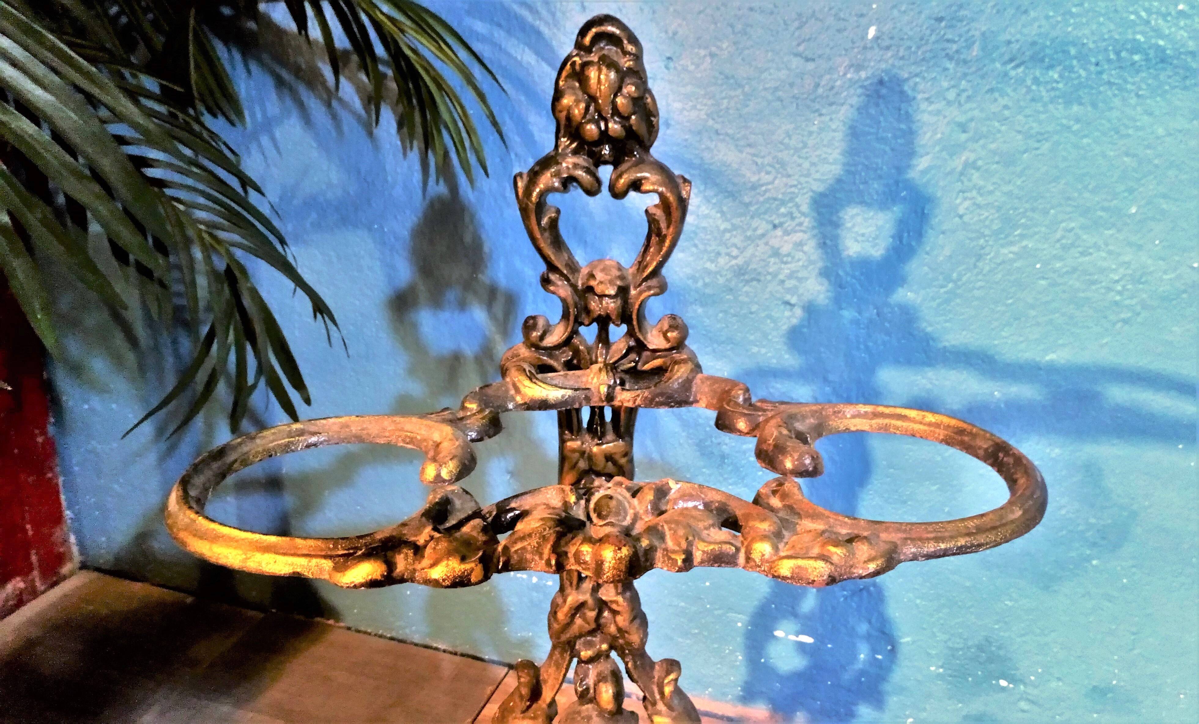 1900s umbrella stand