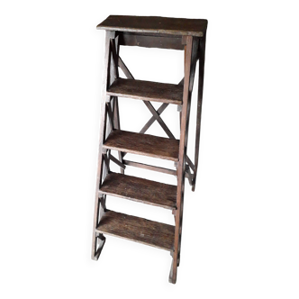 Old 5-step stepladder