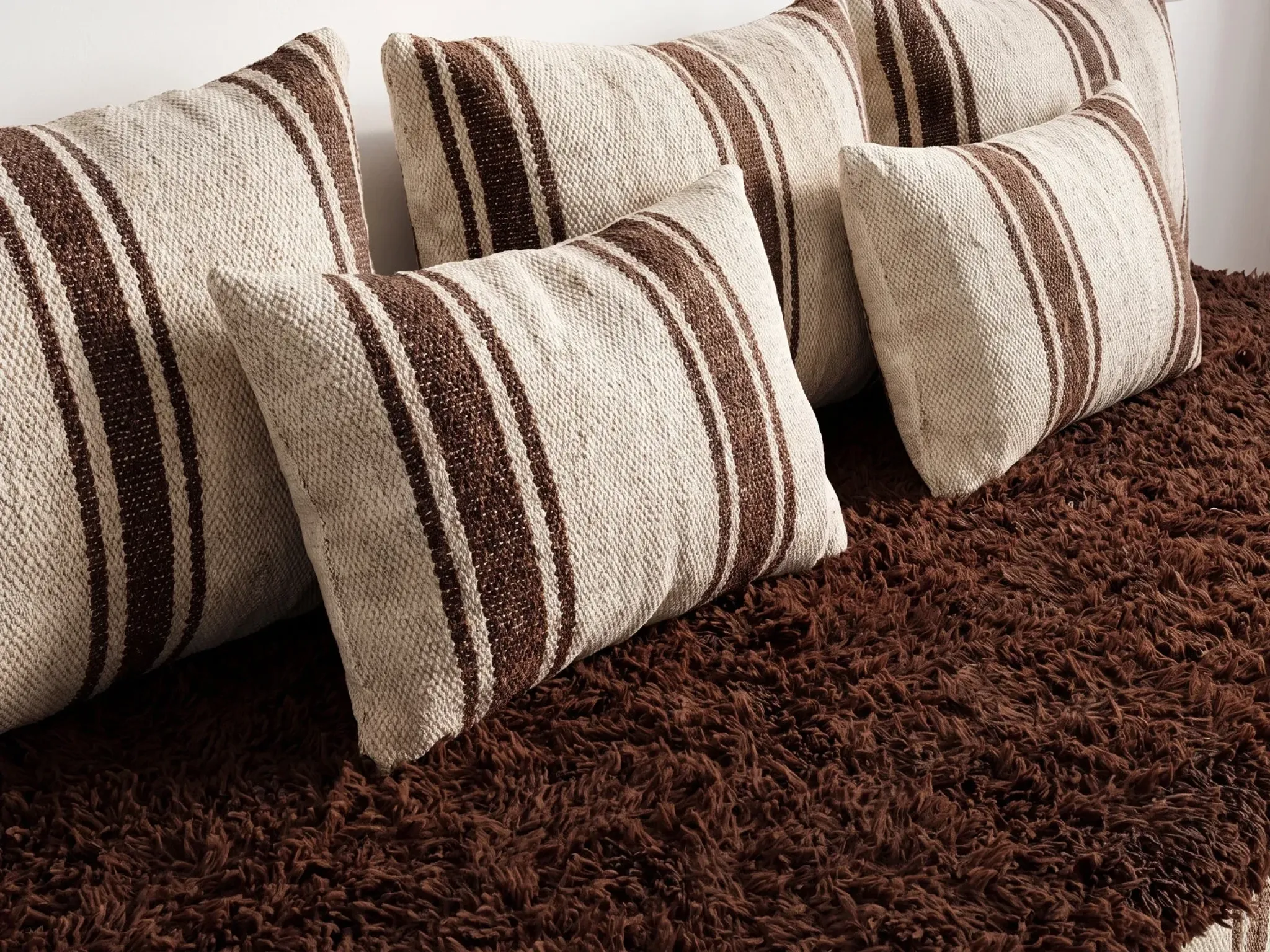 Striped coffee Hanbel floor cushion – Handwoven ivory wool